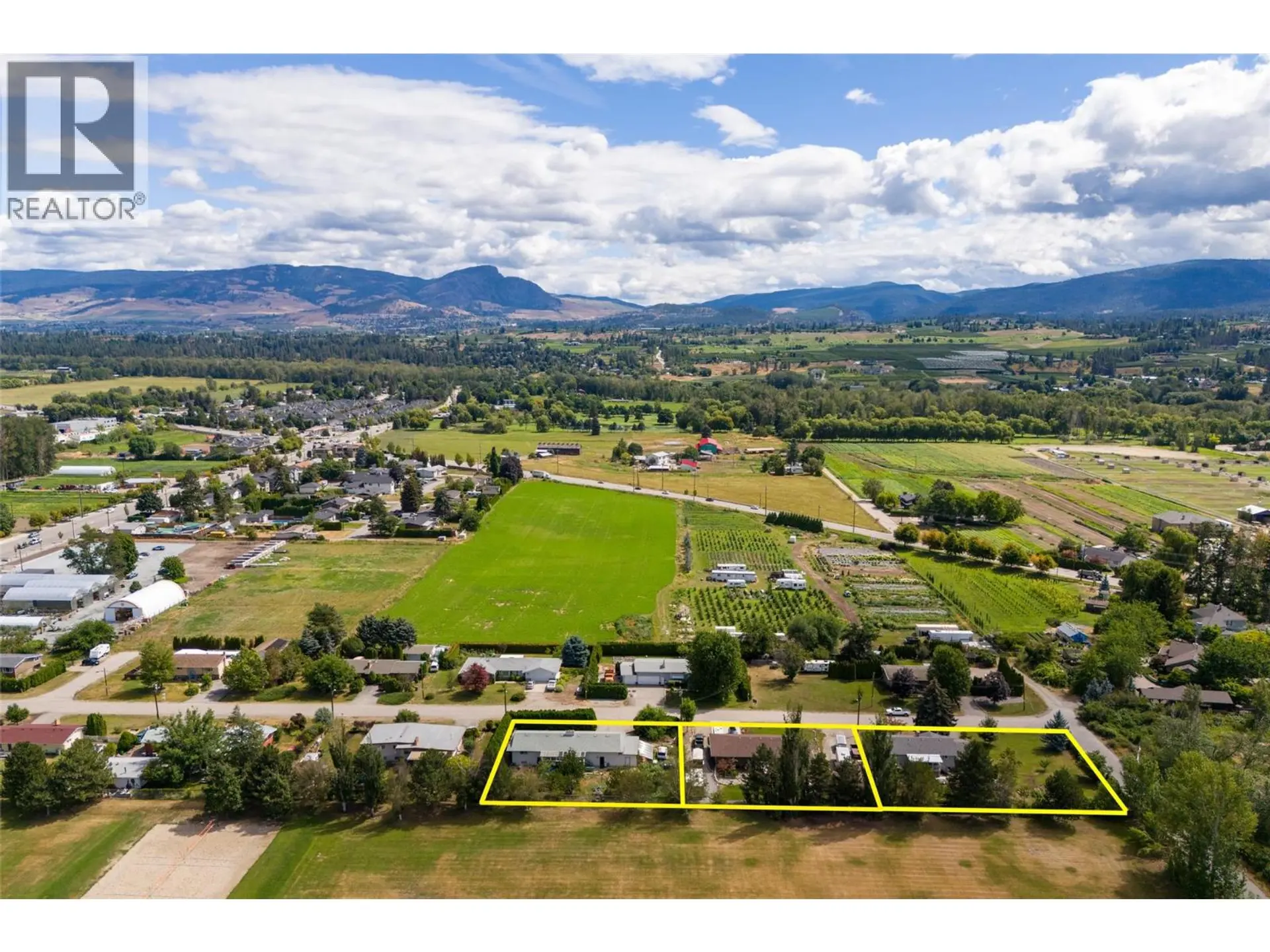 Property at 3240 ST. AMAND ROAD, Kelowna, BC
