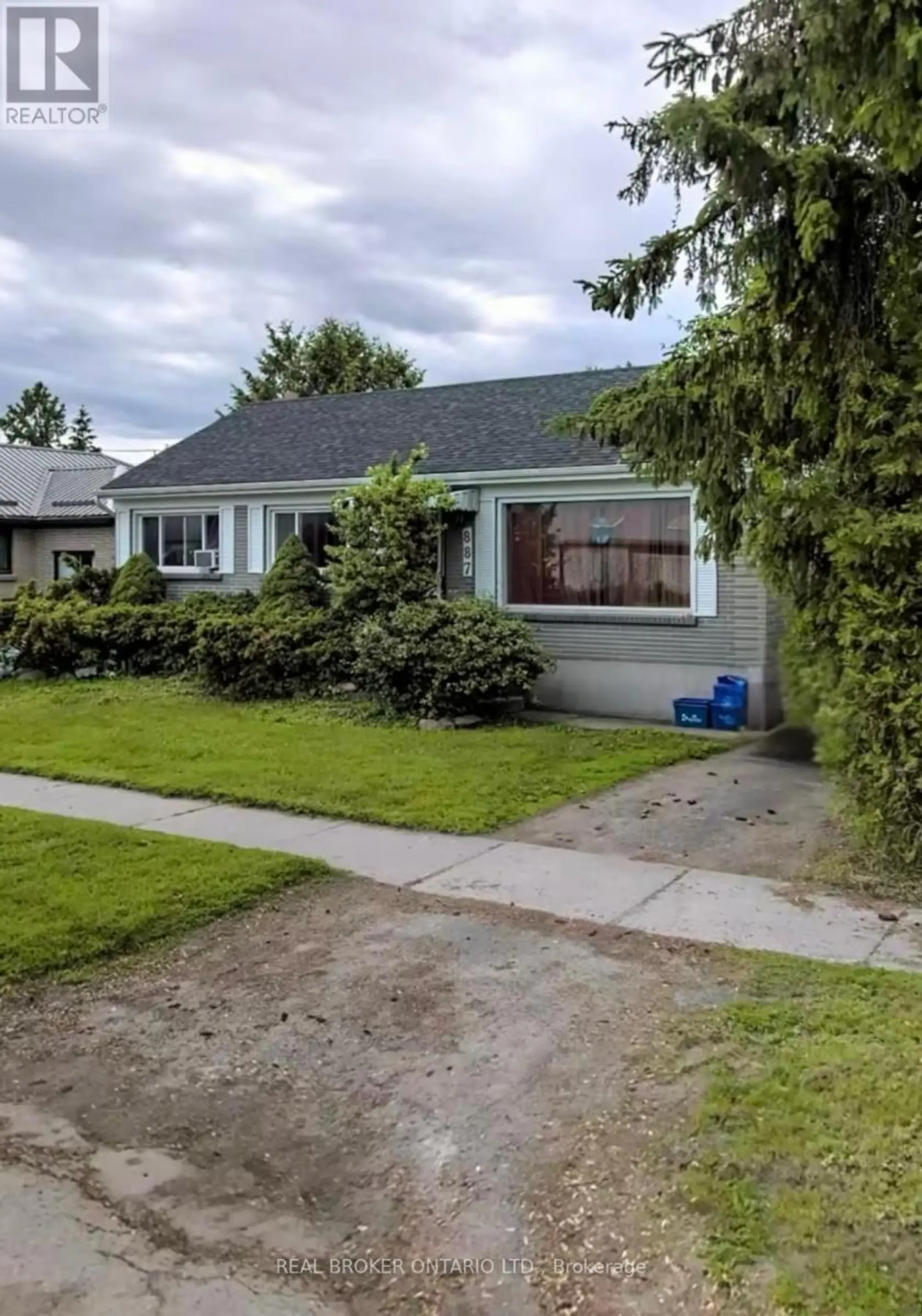 887 PHILIP STREET - Image 4