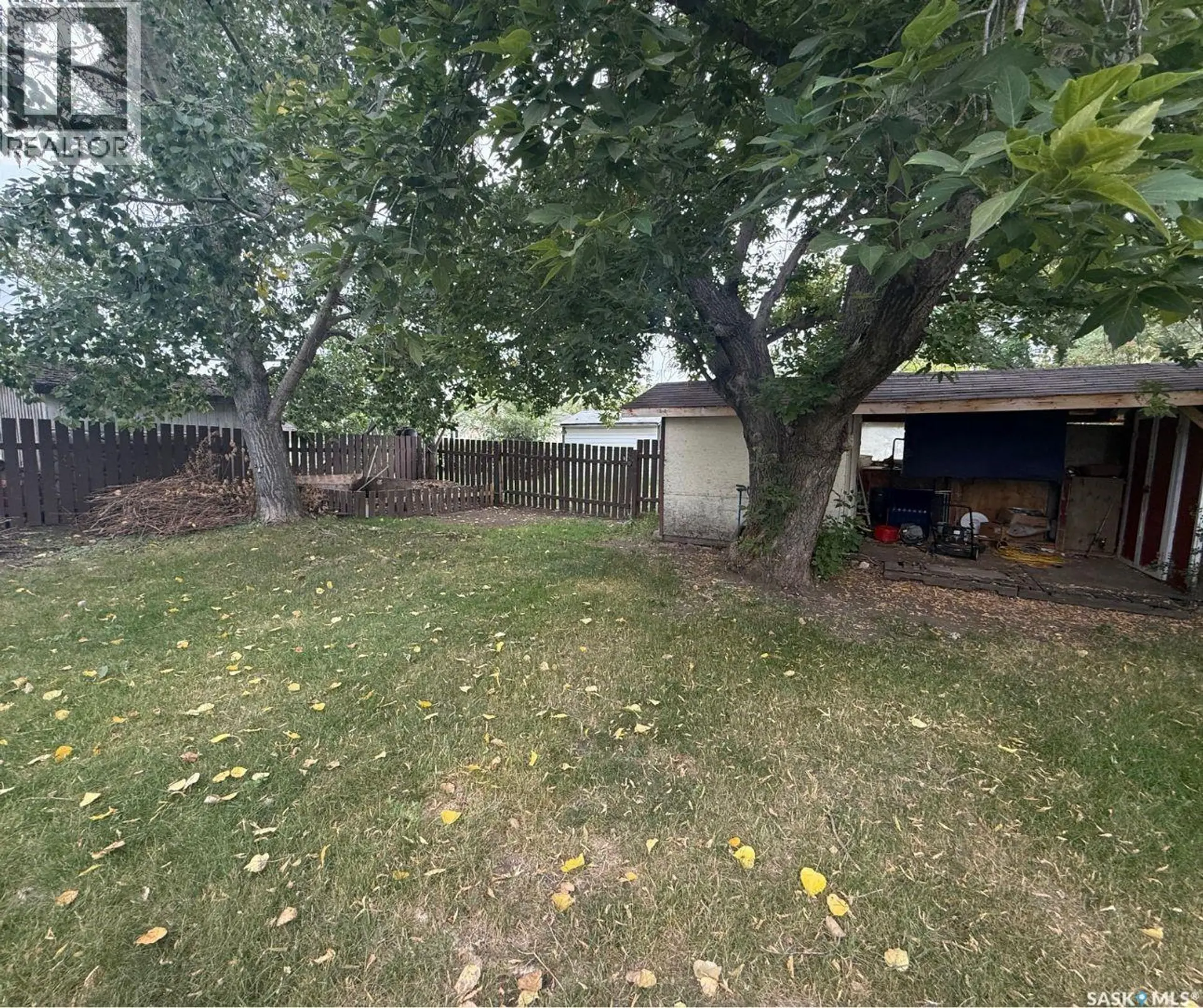 251 30th STREET W - Image 16