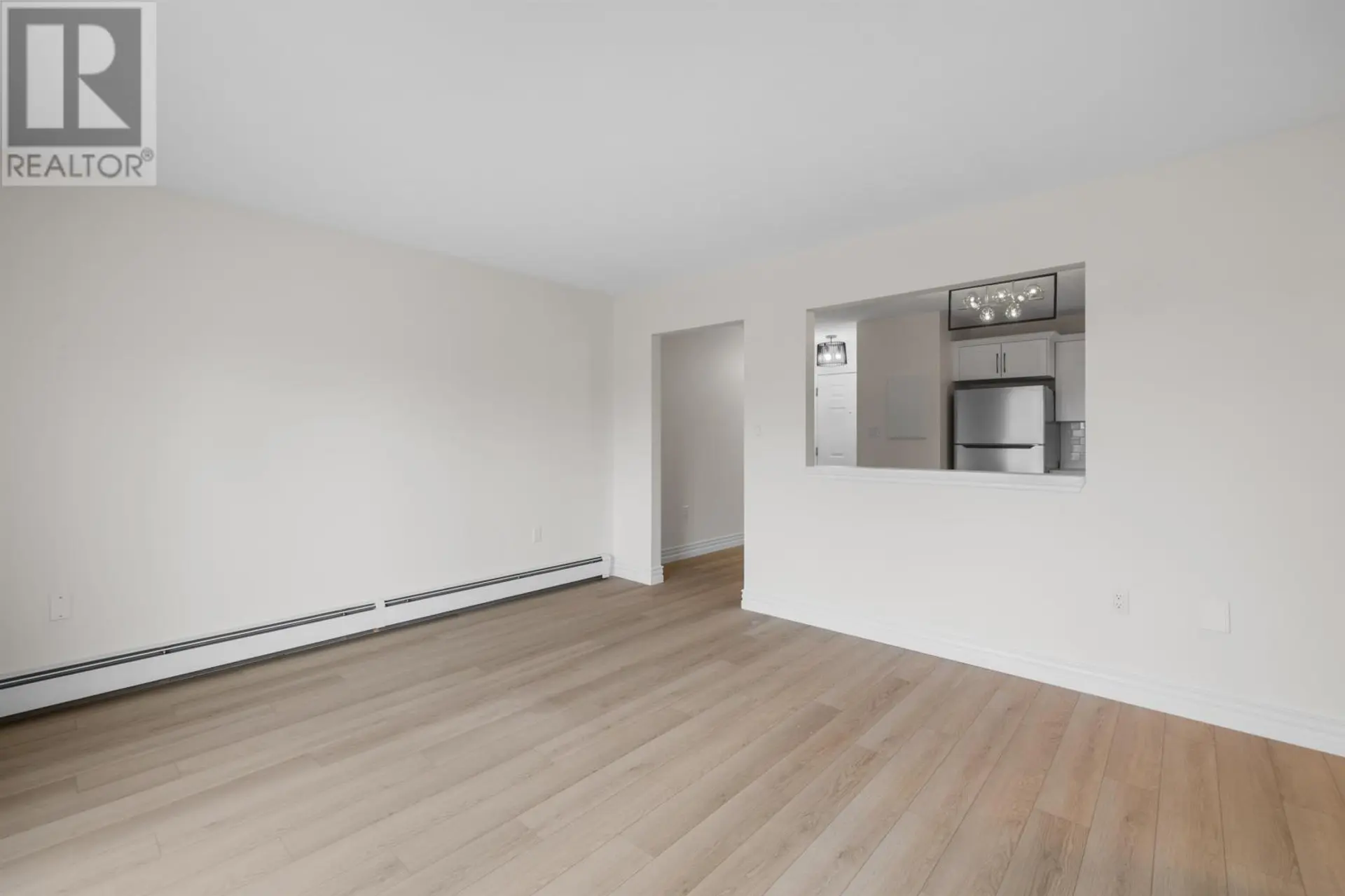 #11 22 WATERVIEW HEIGHTS - Image 12