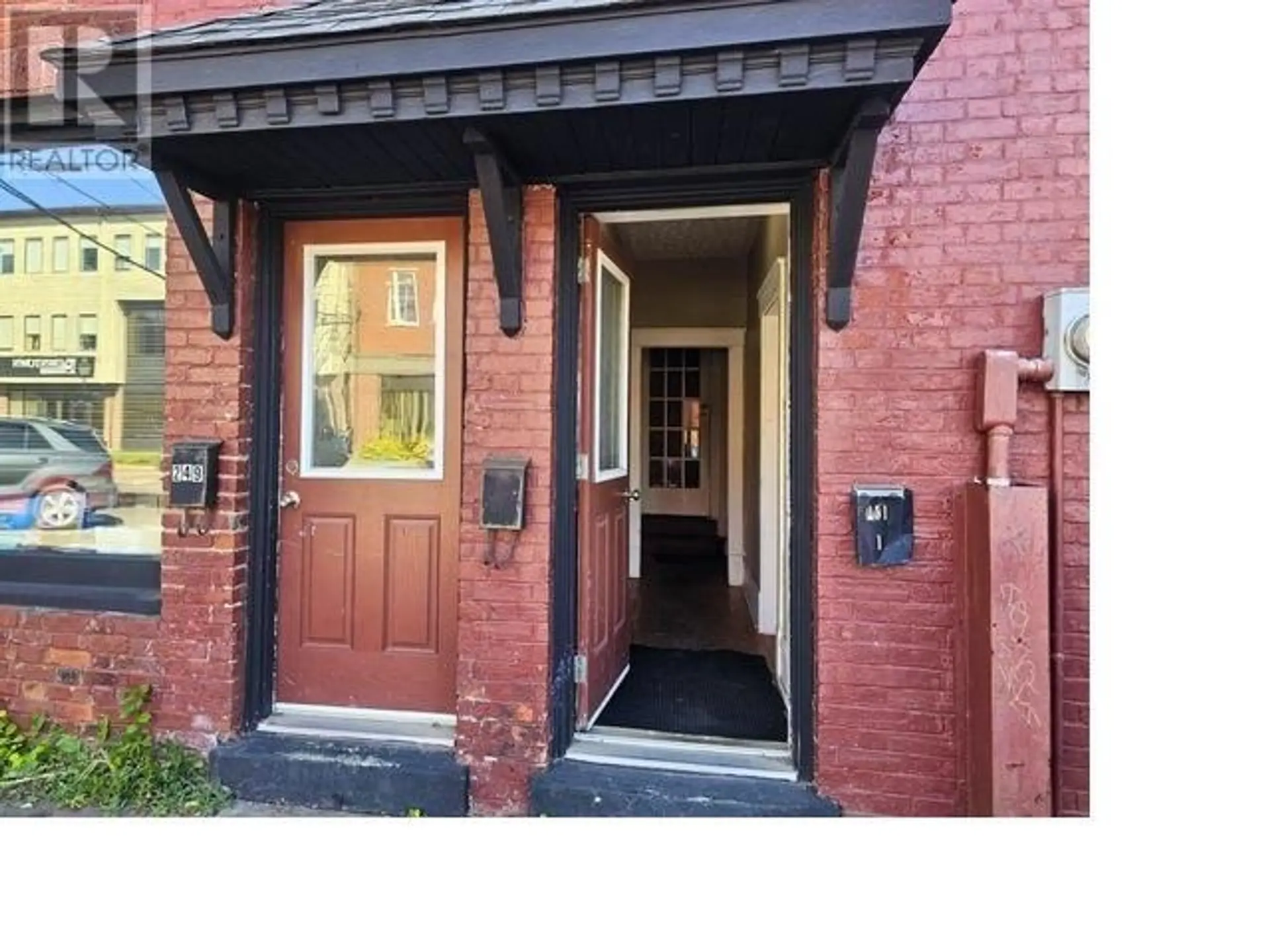 247-249-251 QUEEN STREET - Image 2