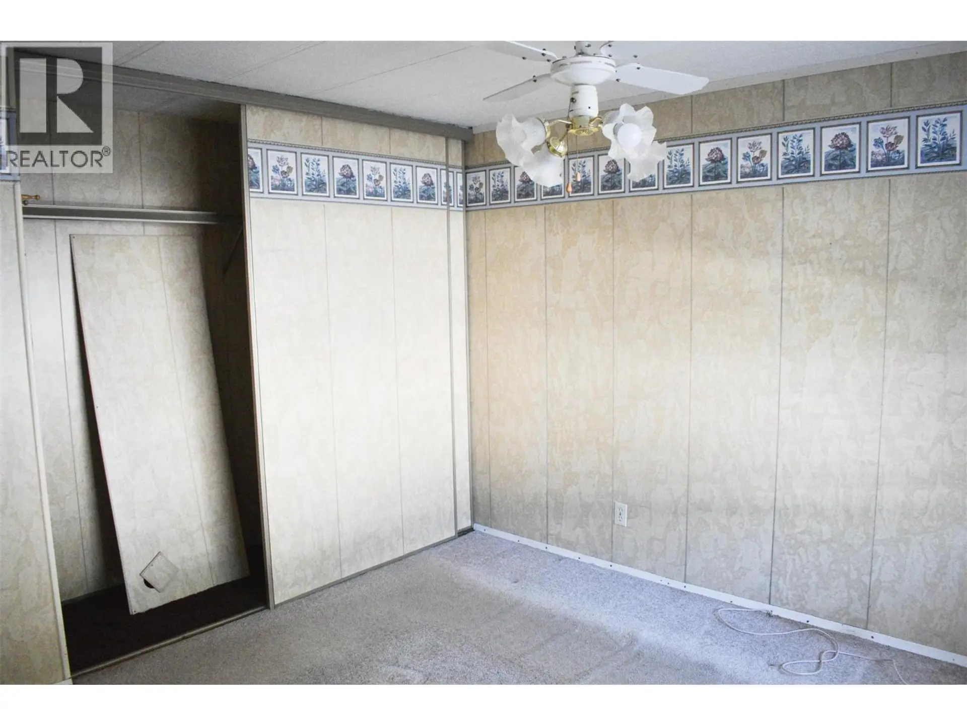 Property at #1 150 TAMARAC AVENUE, Fruitvale, BC