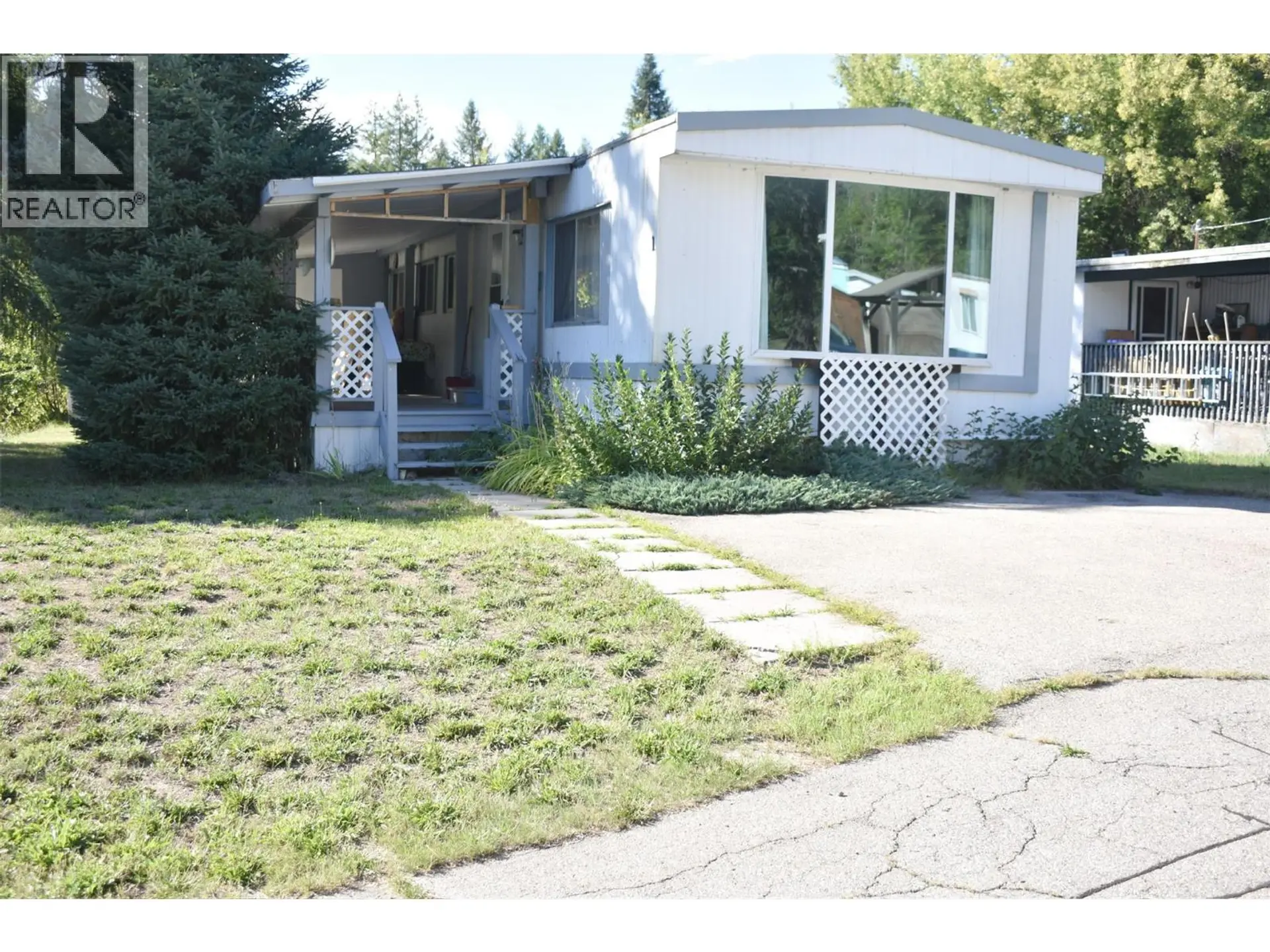 Property at #1 150 TAMARAC AVENUE, Fruitvale, BC