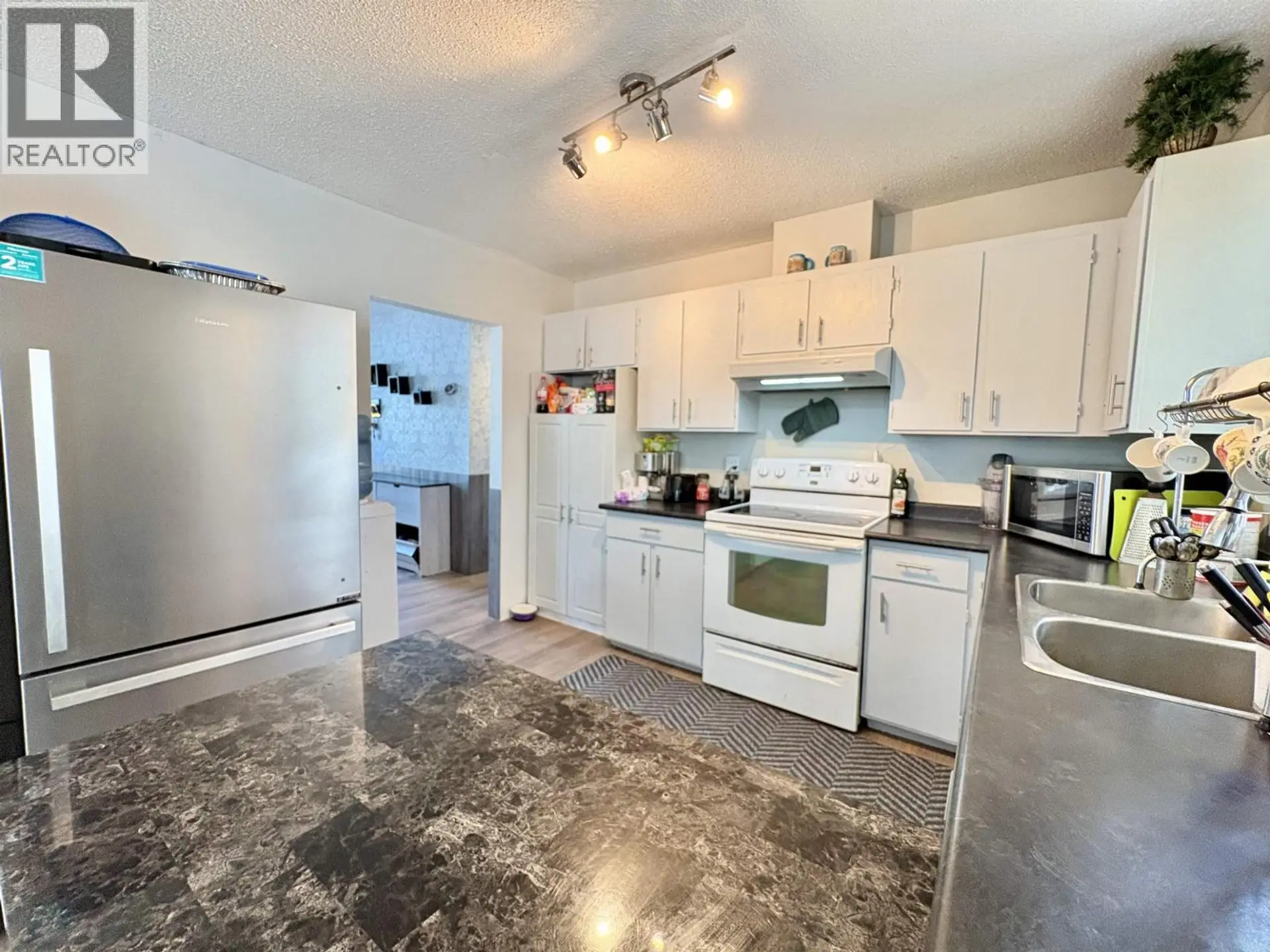 Property at 1385 MILBURN AVENUE, Prince George, BC