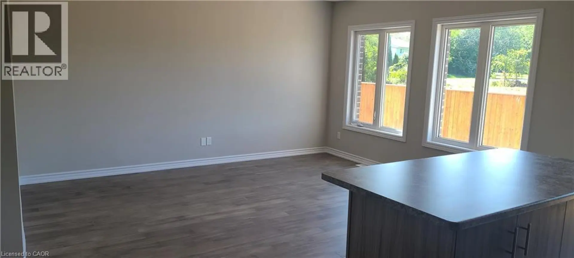 17 RENFREW Trail - Image 2
