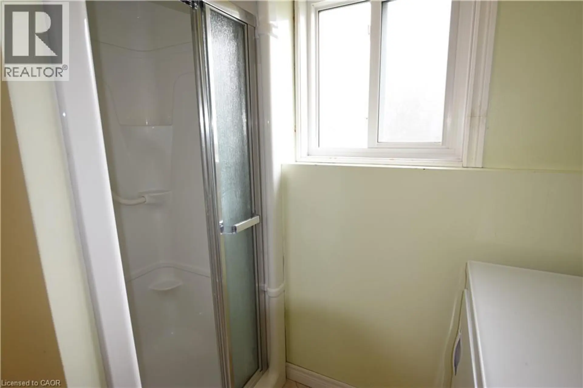 75 PINE STREET S - Image 11