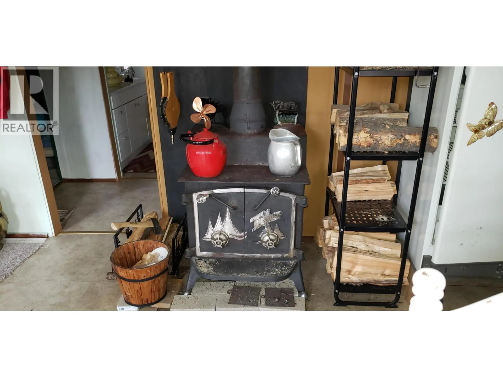 Property at 7252 E YOUNG LAKE ROAD, 70 Mile House, BC