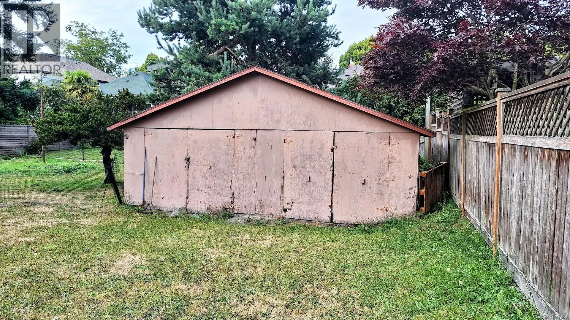 Property at 220 MICHIGAN ST, Victoria, BC