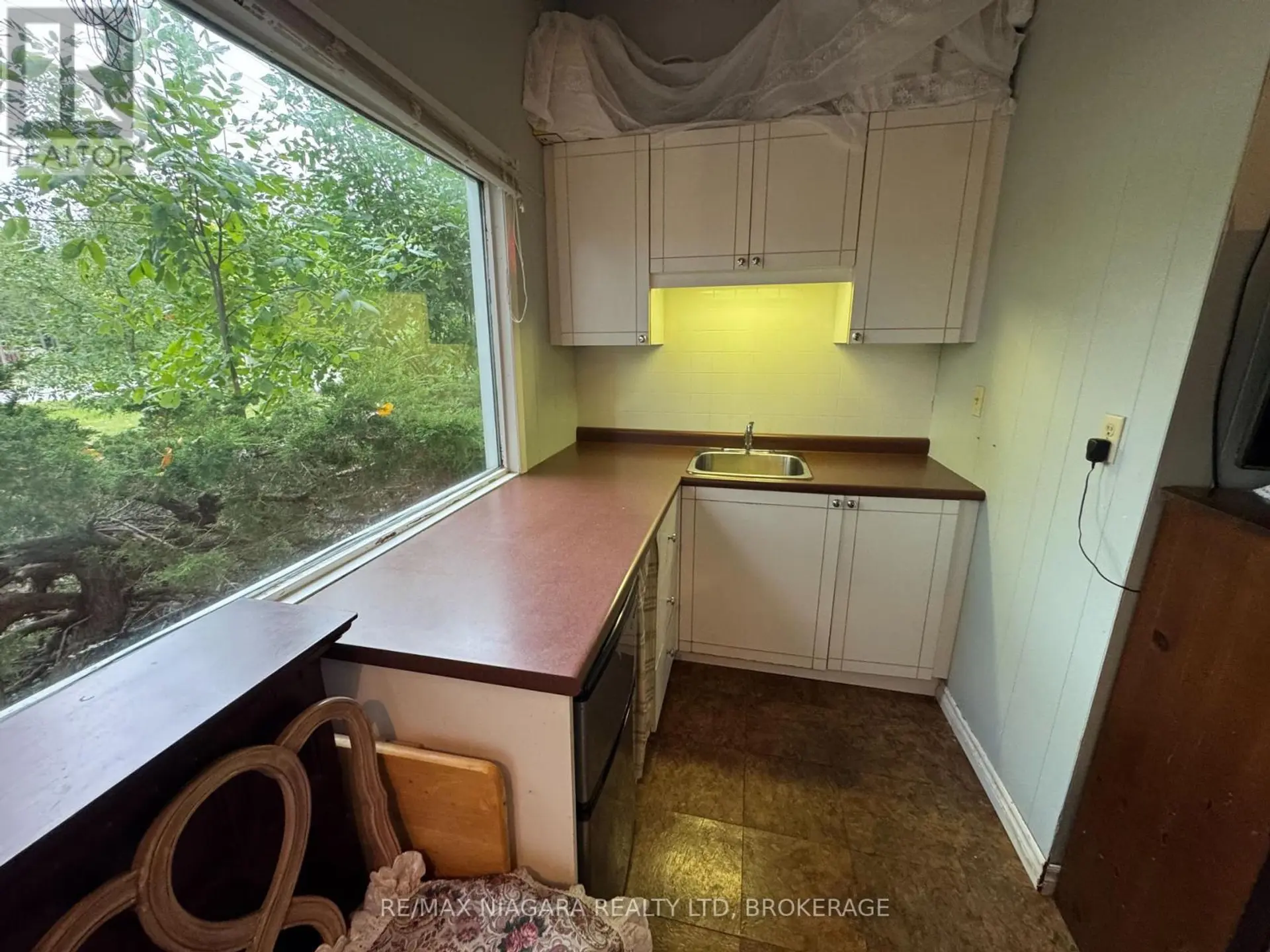 1640 DOMINION ROAD - Image 6
