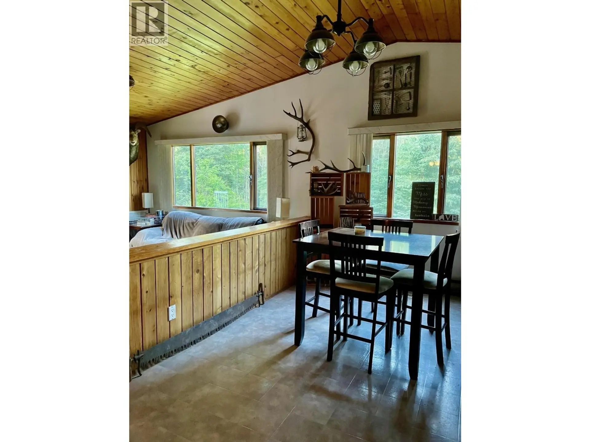 Property at 323 OAK ROAD, Vanderhoof, BC