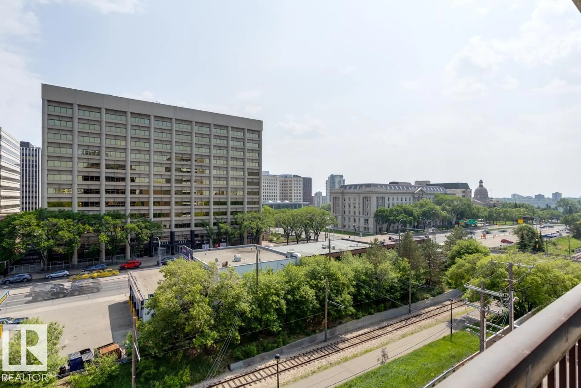 #607 9917 110 ST NW - Image 11