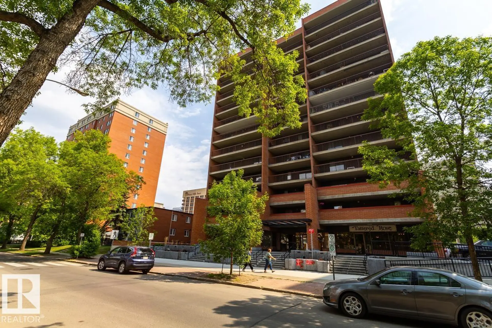 #607 9917 110 ST NW - Image 2