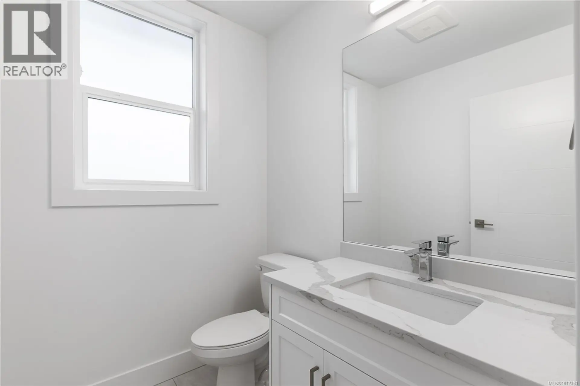 Property at #107 151 ROYAL PACIFIC WAY, Nanaimo, BC