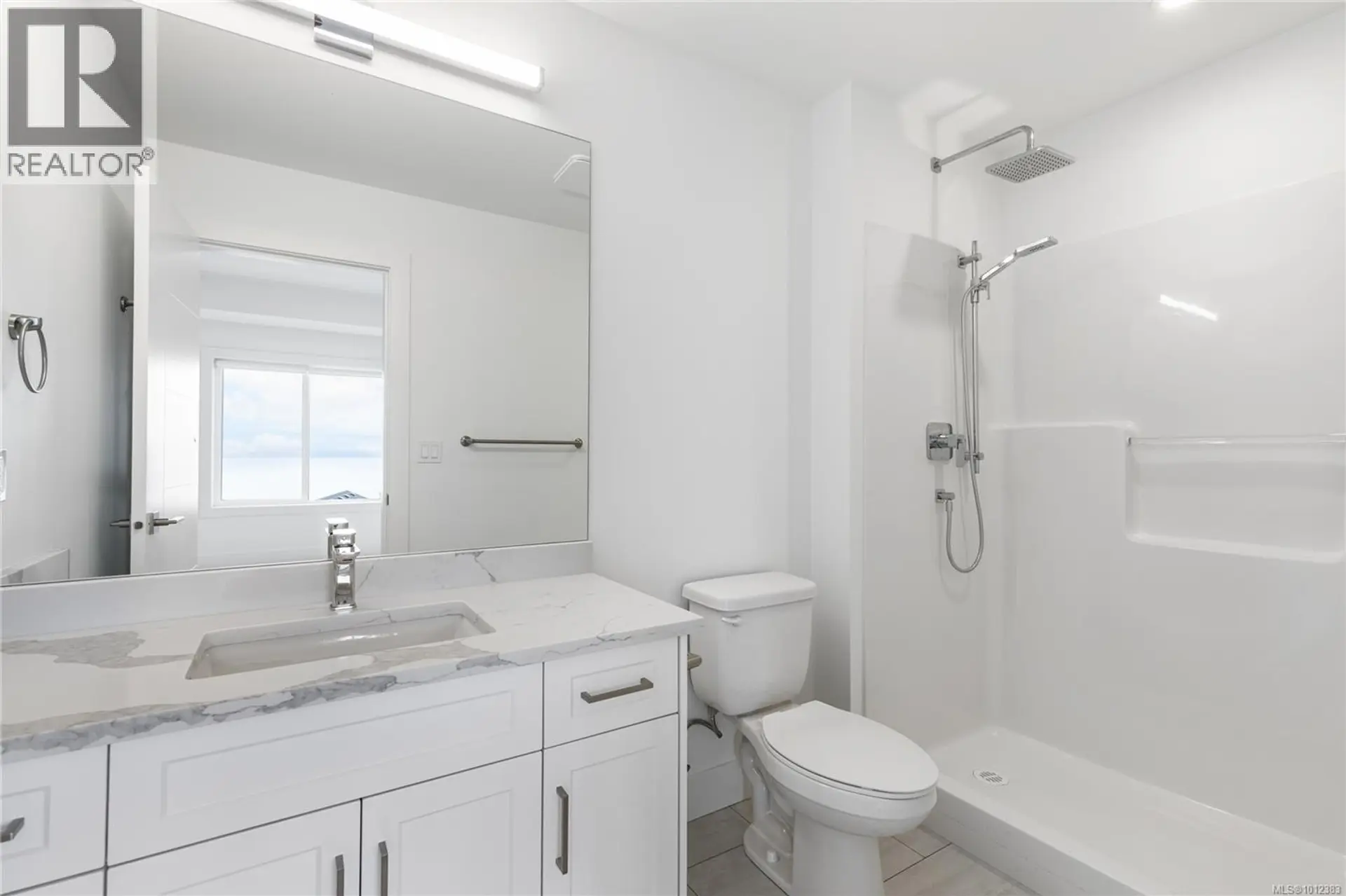 Property at #106 151 ROYAL PACIFIC WAY, Nanaimo, BC