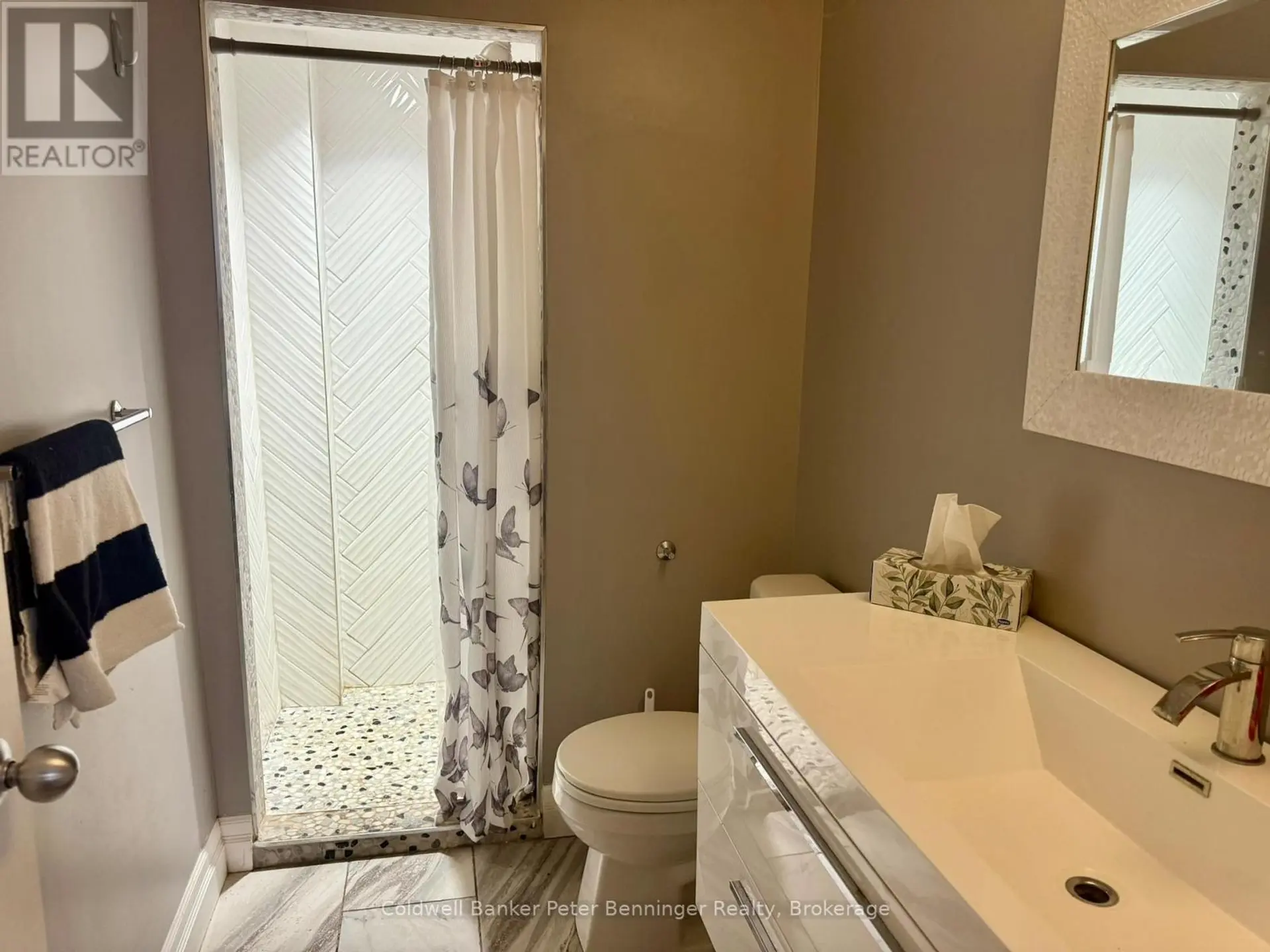 582 9TH STREET - Image 13