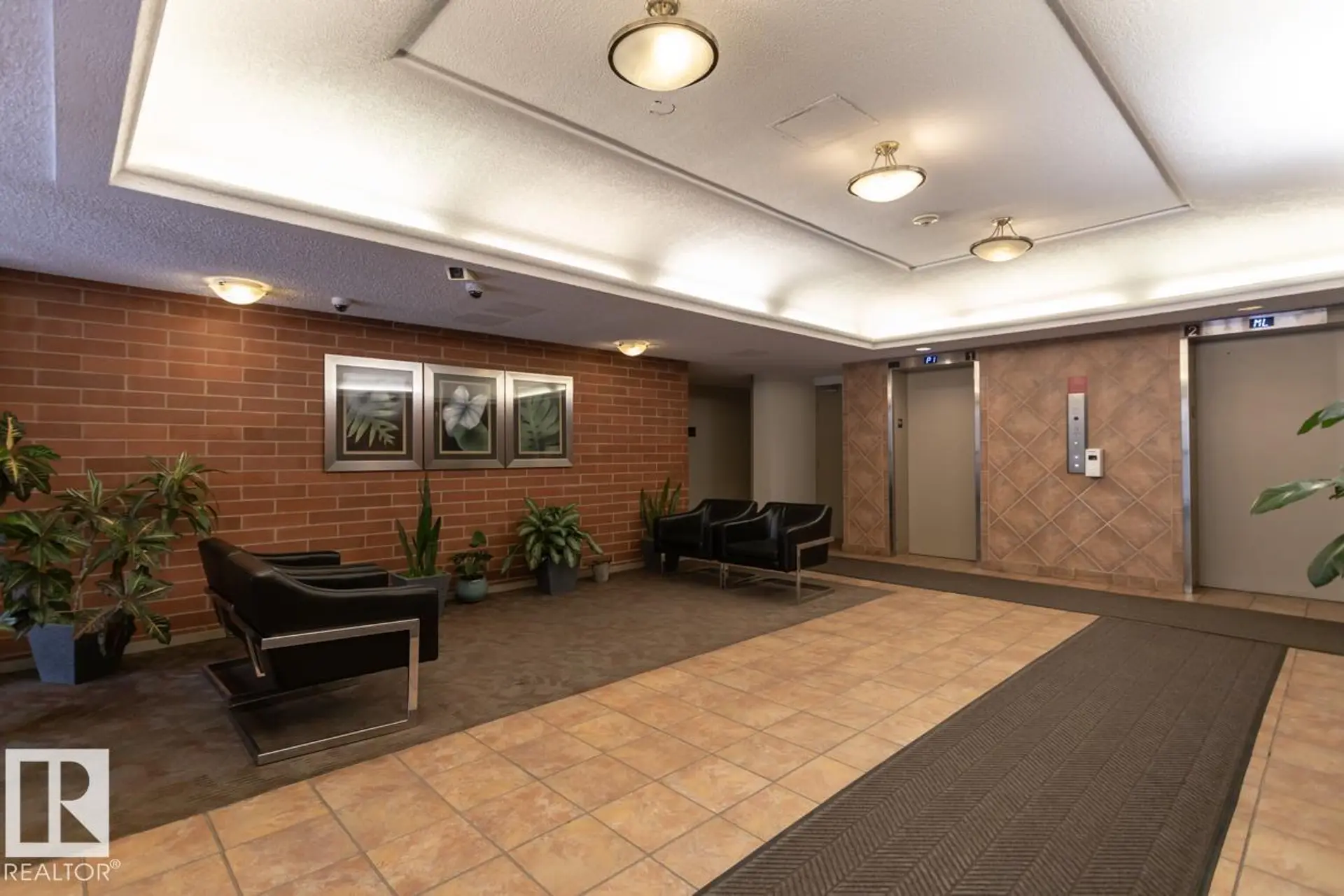 #206 9917 110 ST NW - Image 7