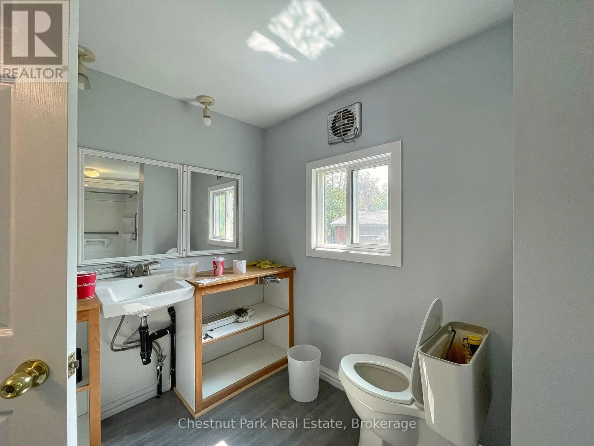 383 THOMPSON STREET - Image 11