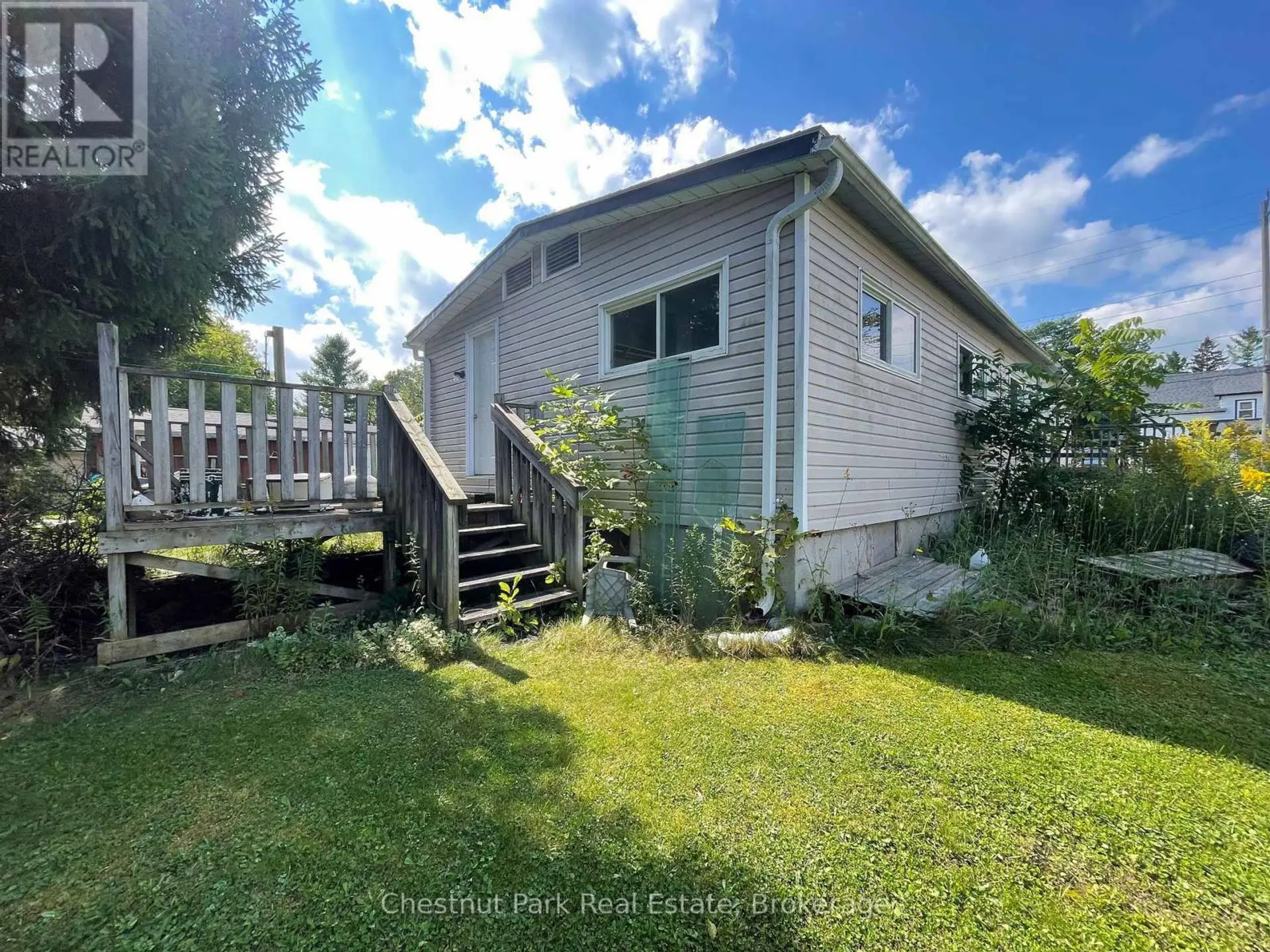 383 THOMPSON STREET - Image 16