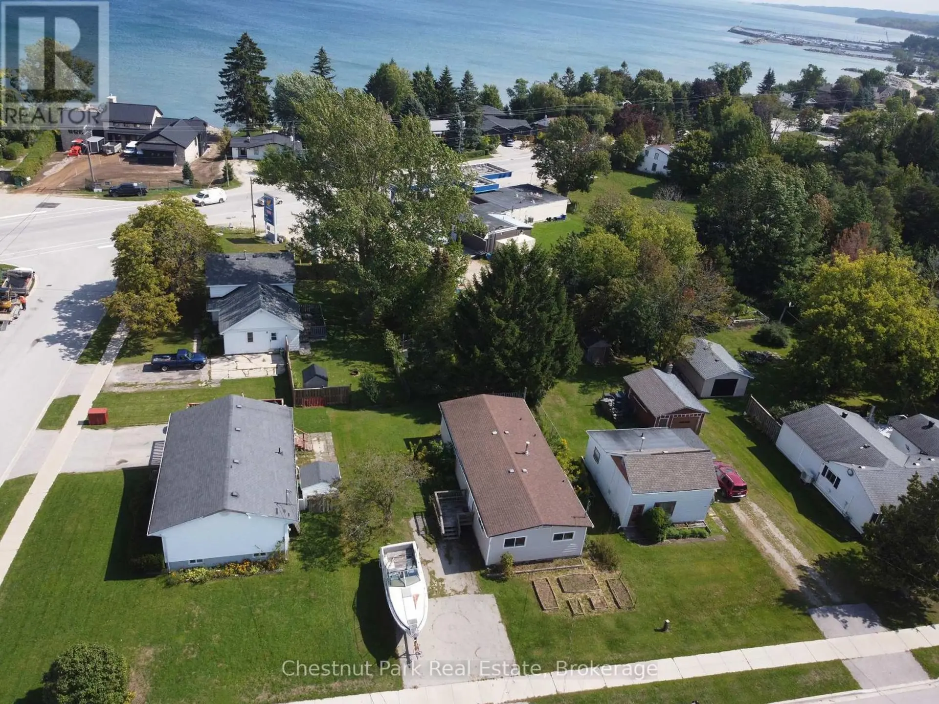 383 THOMPSON STREET - Image 18