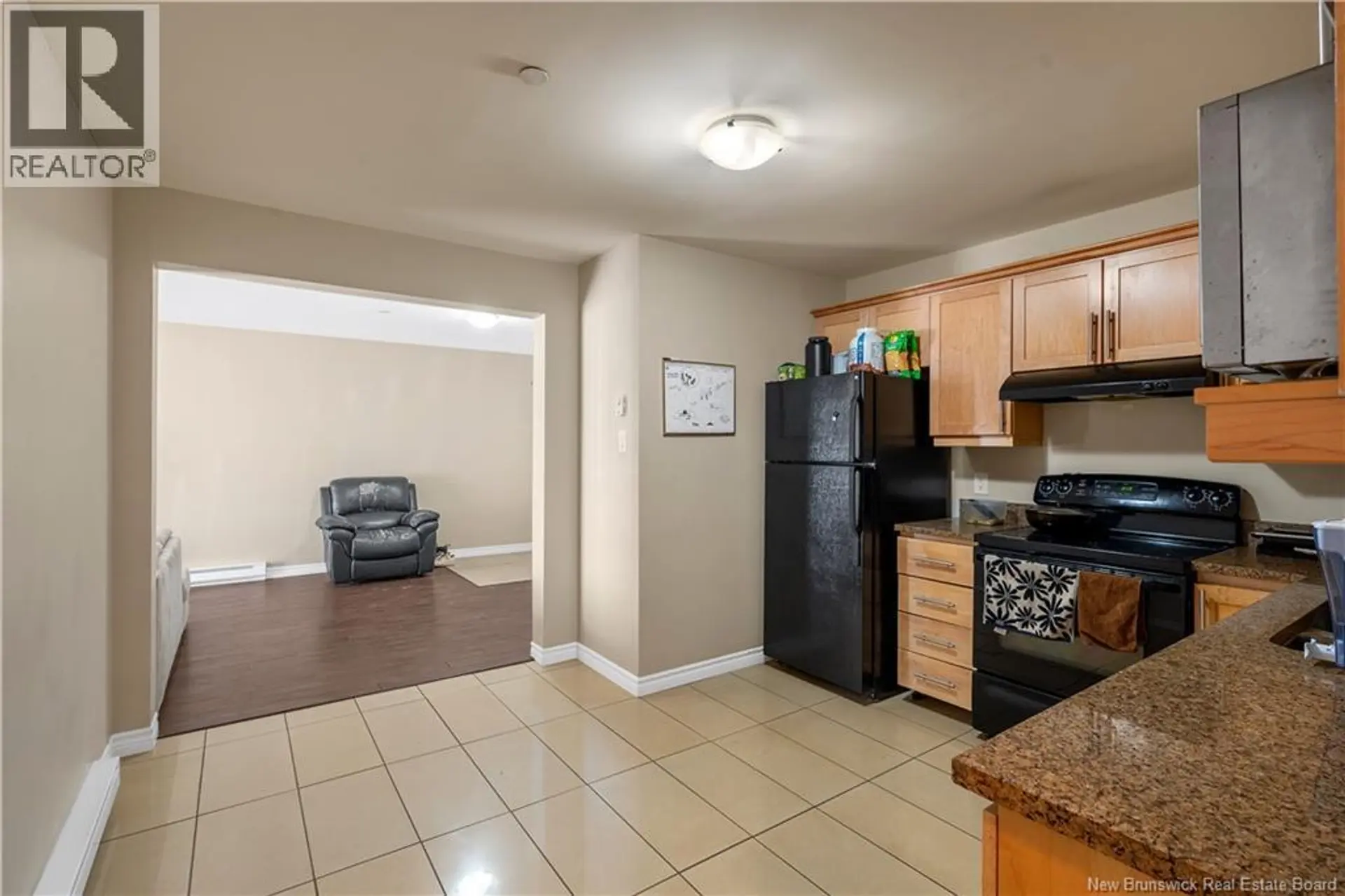 #106 33 SIFROI STREET - Image 5