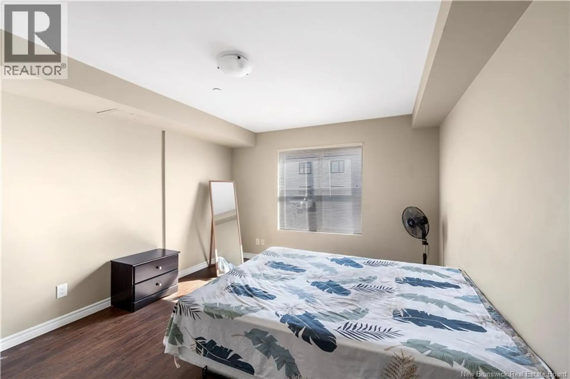 #106 33 SIFROI STREET - Image 9