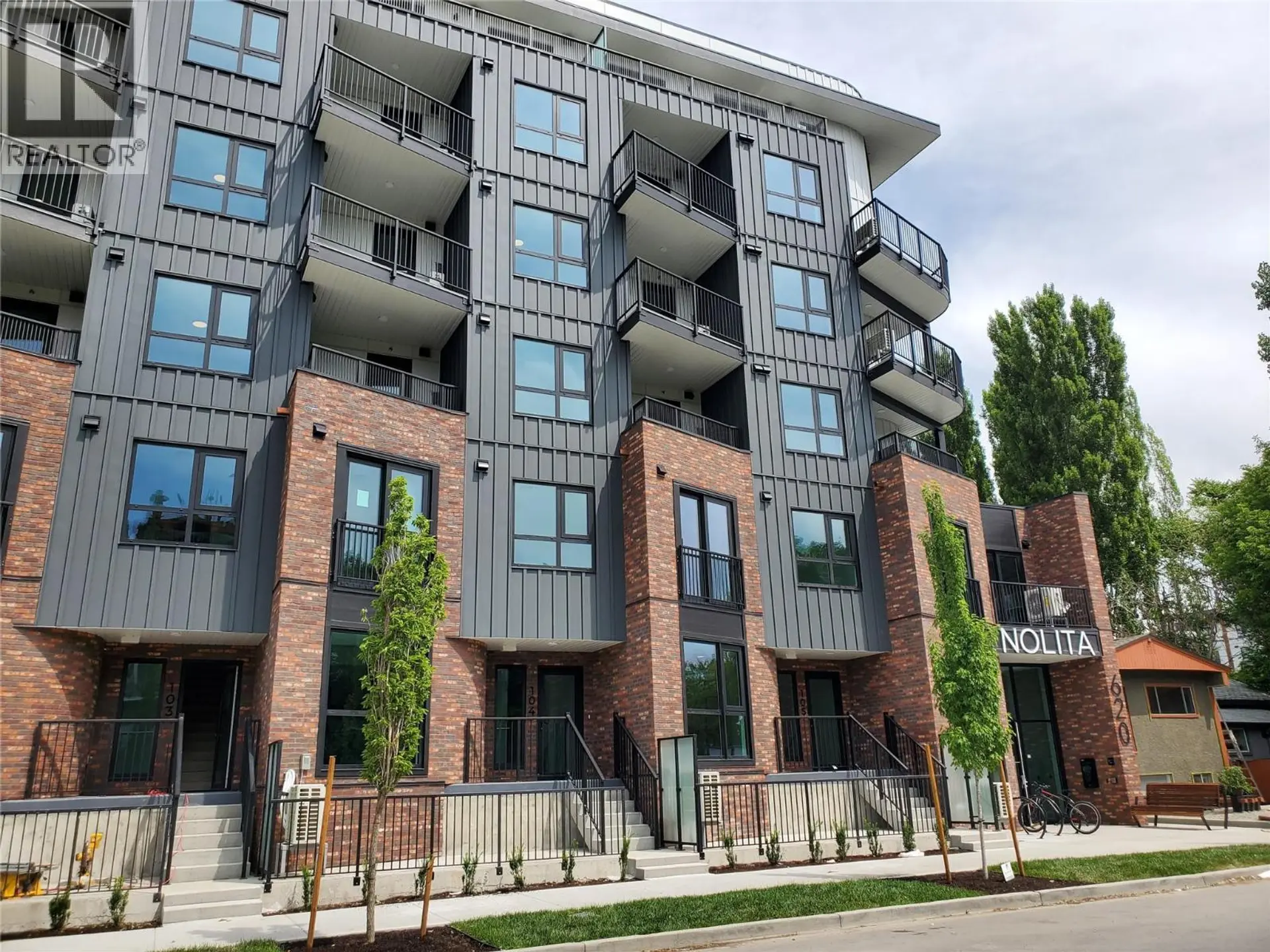 Property at #211 620 CORONATION AVENUE, Kelowna, BC