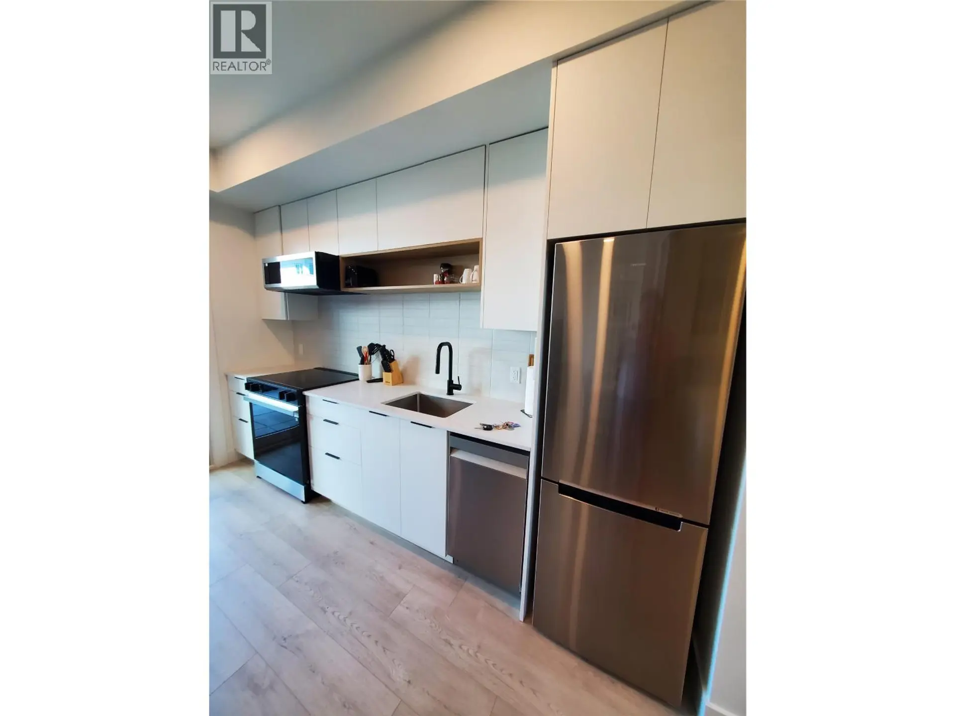 Property at #211 620 CORONATION AVENUE, Kelowna, BC