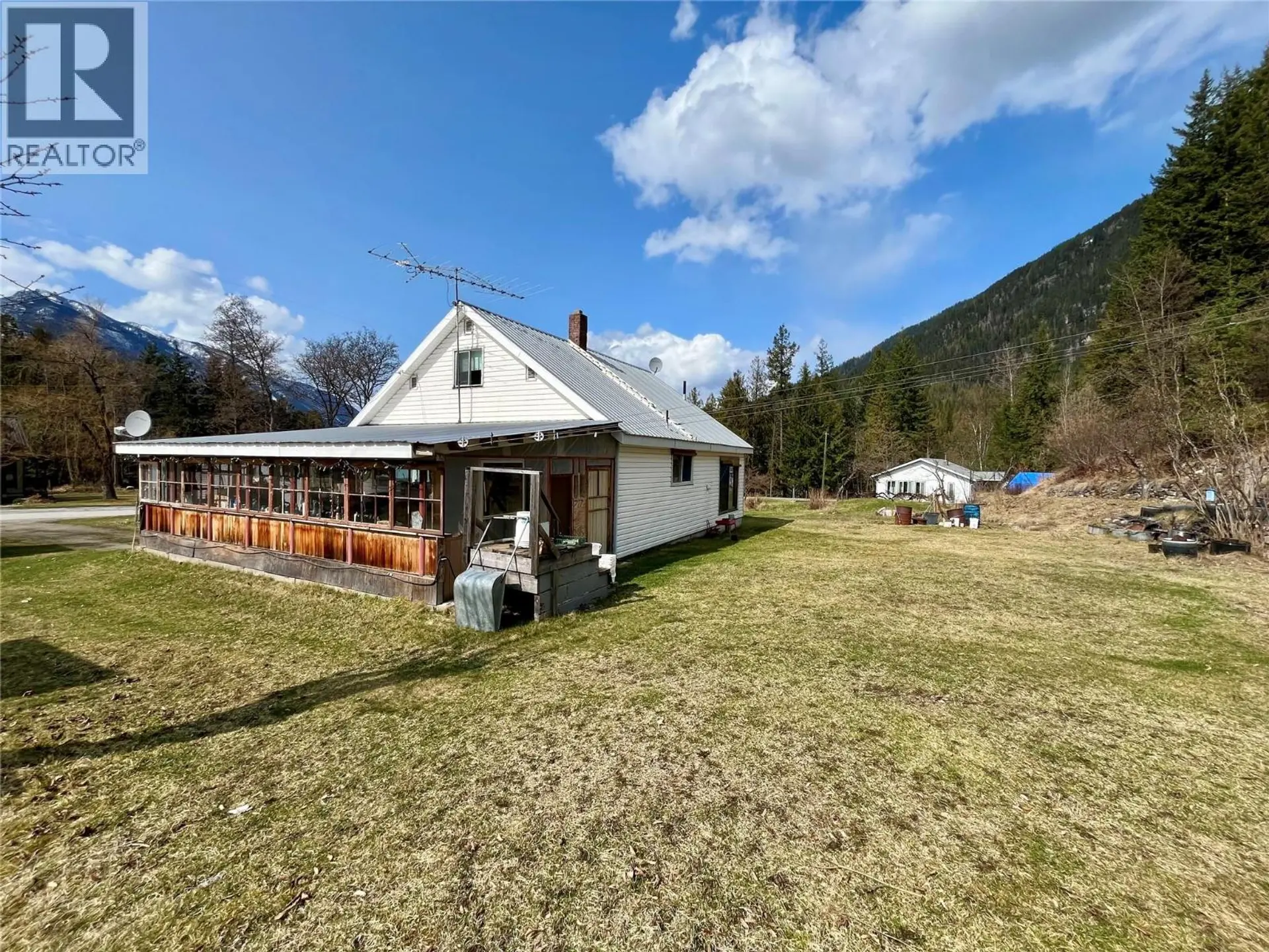 Property at 1118 KILDARE STREET, New Denver, BC