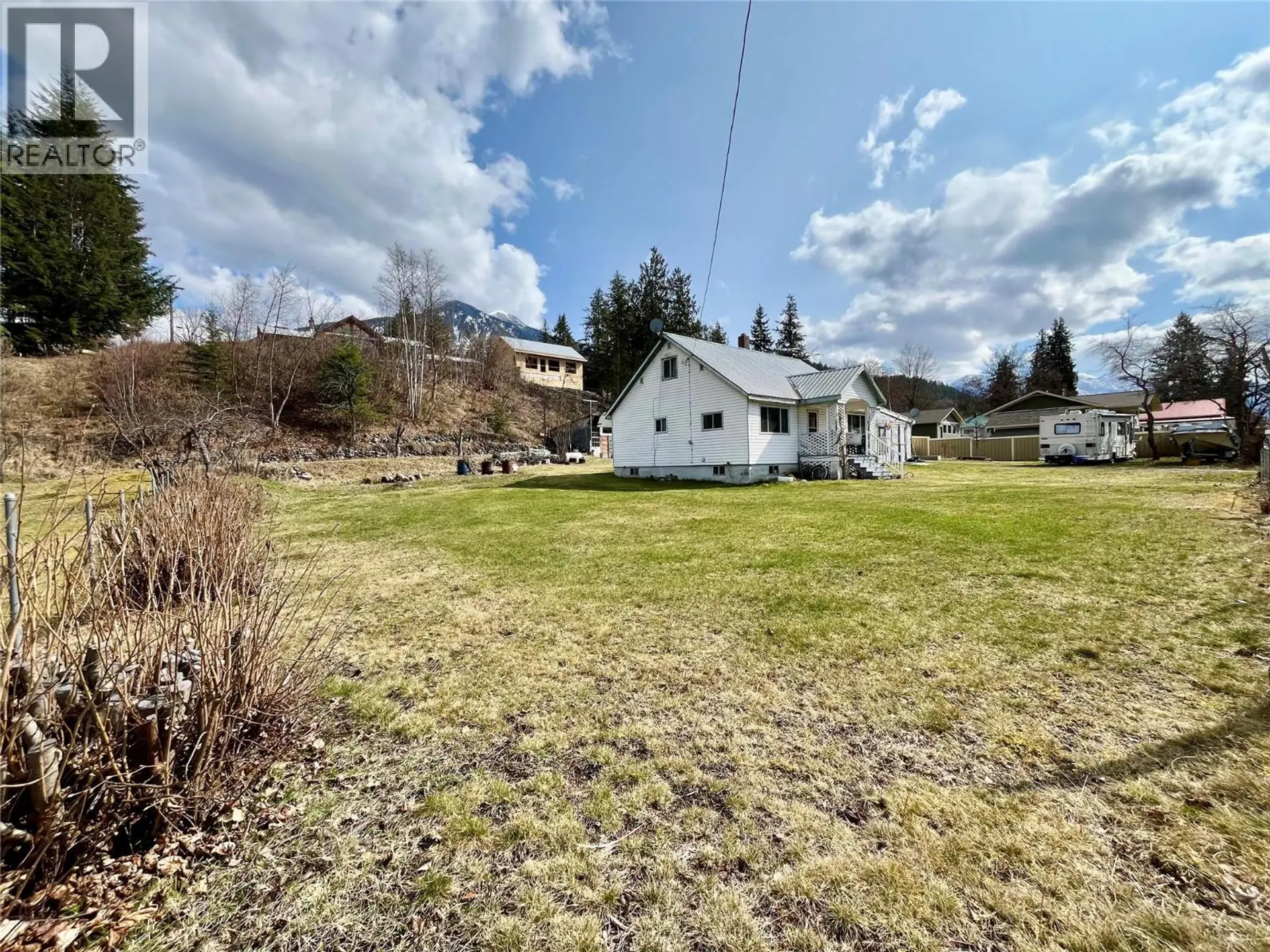 Property at 1118 KILDARE STREET, New Denver, BC