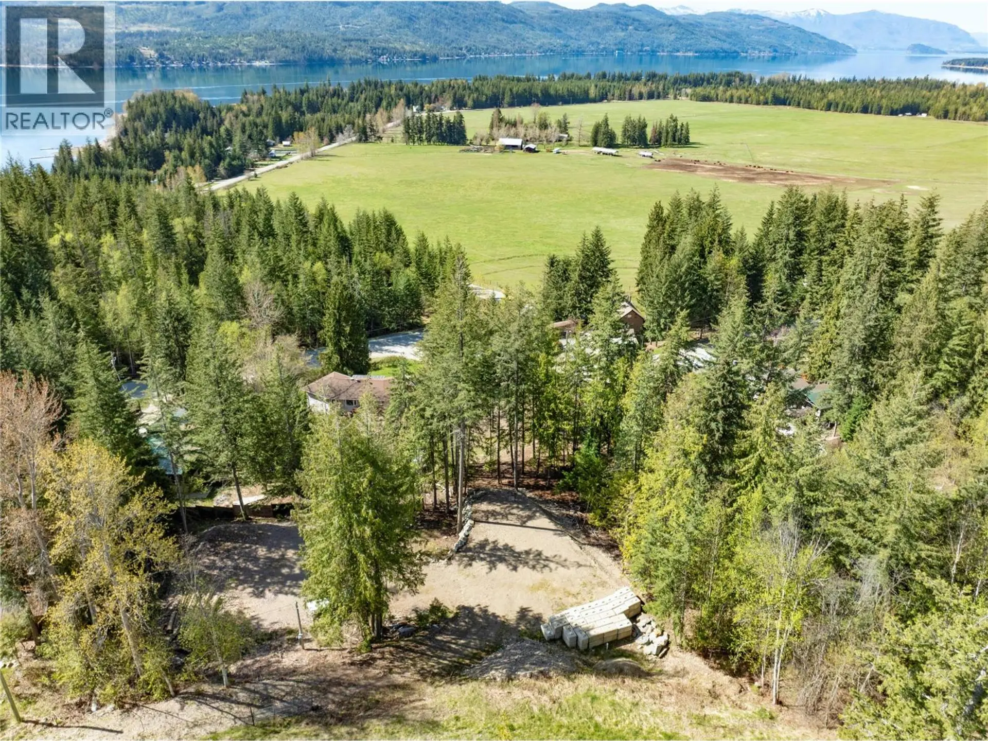 Property at 2699 FRASER ROAD, Anglemont, BC