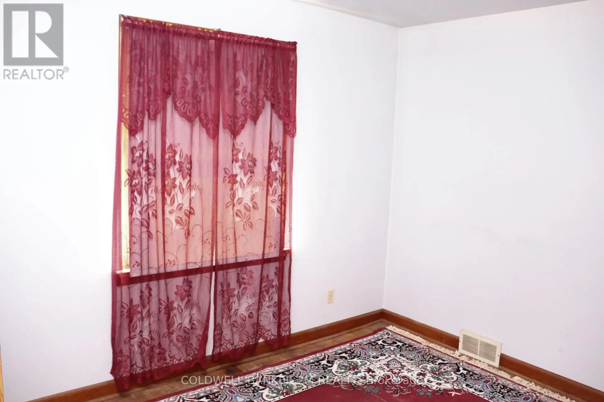 90 CROMWELL AVENUE - Image 6