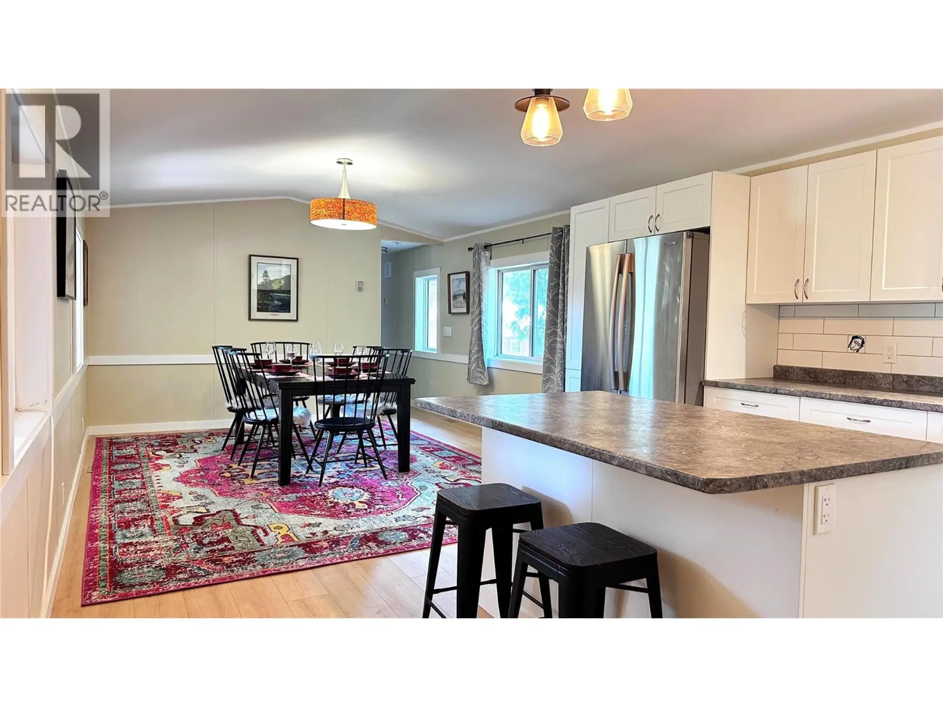 Property at 811 VICTORIA STREET, New Denver, BC