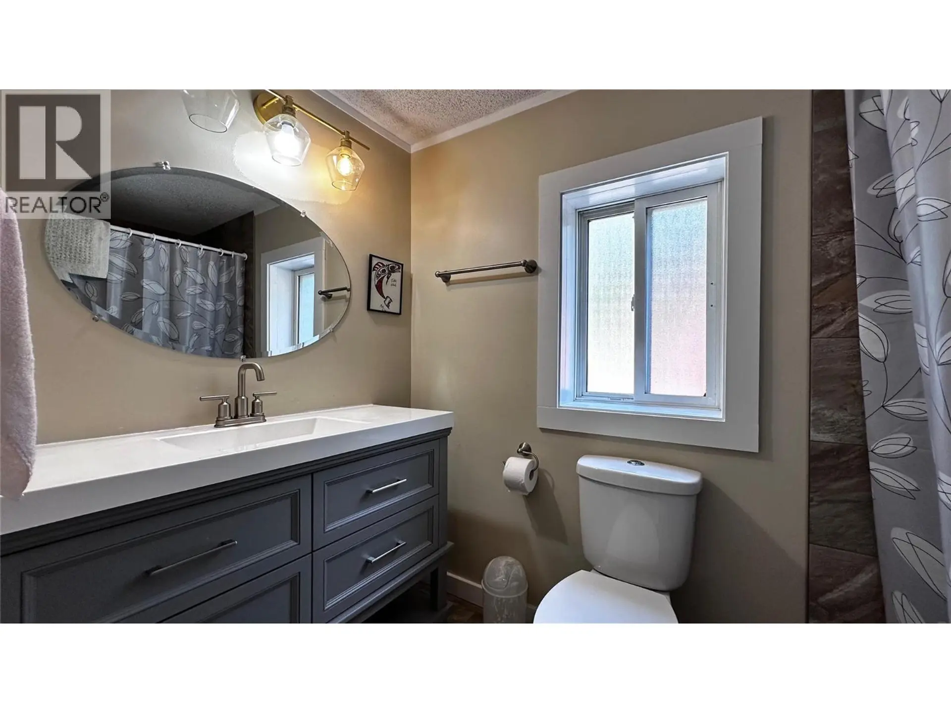 Property at 811 VICTORIA STREET, New Denver, BC