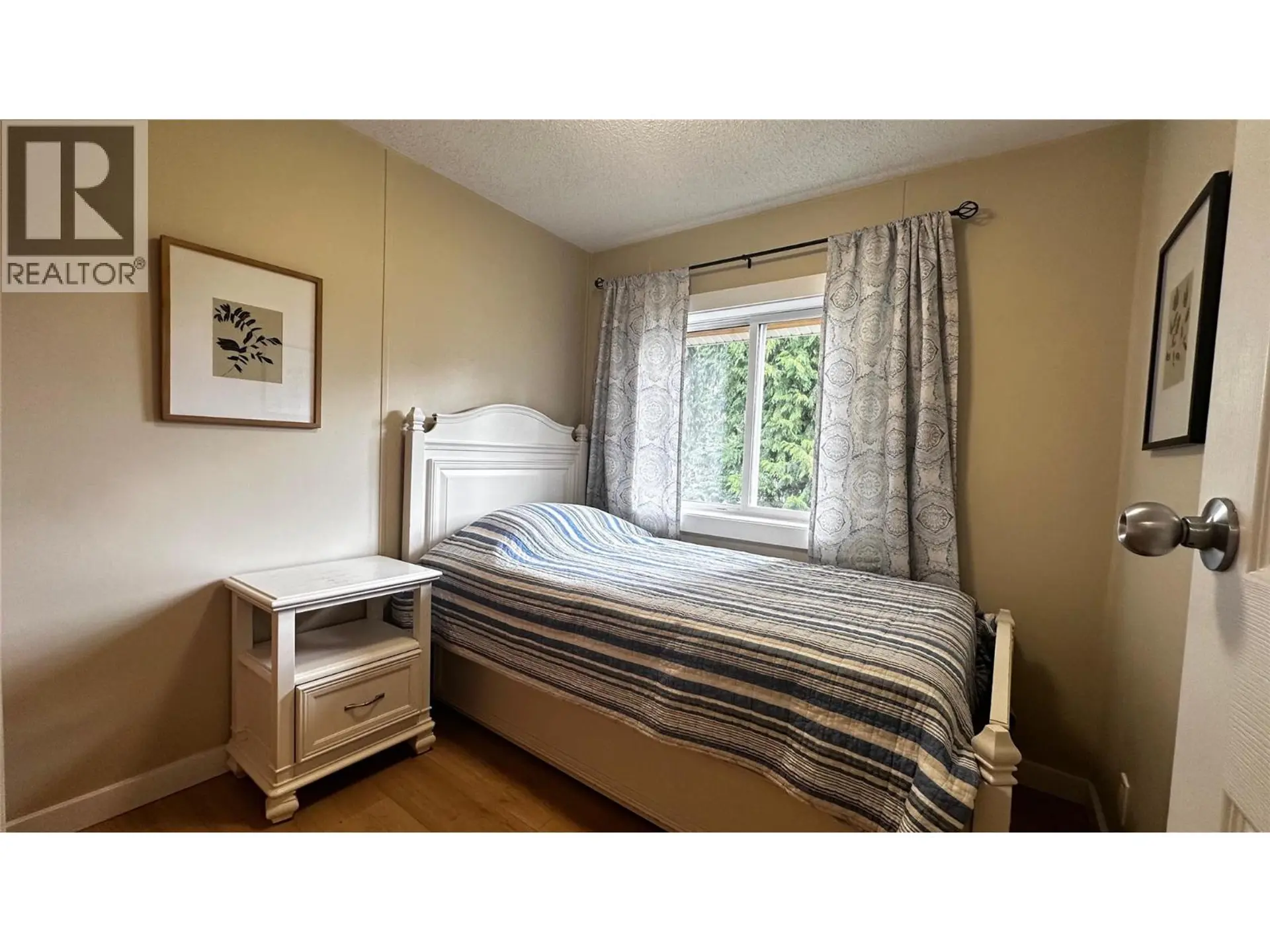 Property at 811 VICTORIA STREET, New Denver, BC