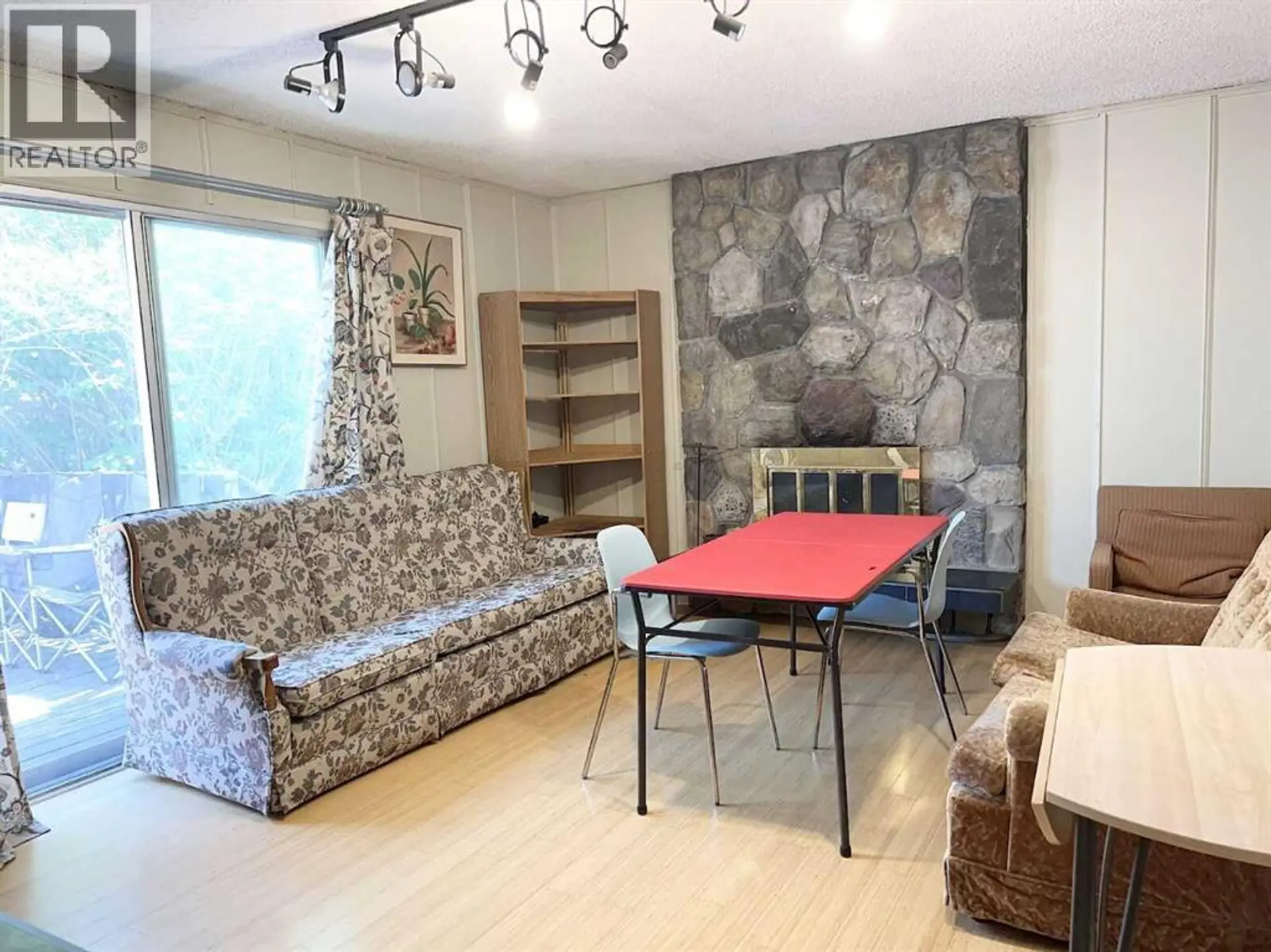 105 VALHALLA CRESCENT NW - Image 5