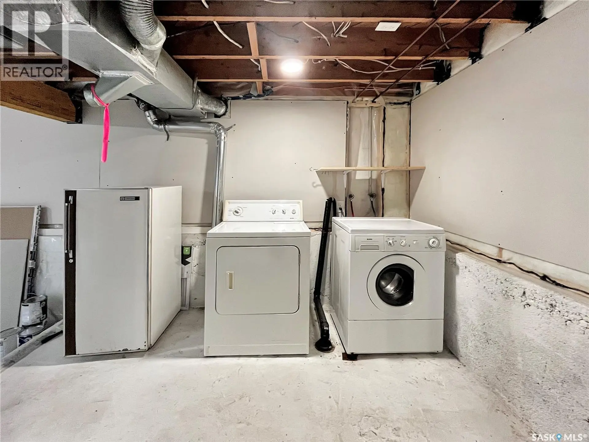 755 4TH STREET E - Image 16