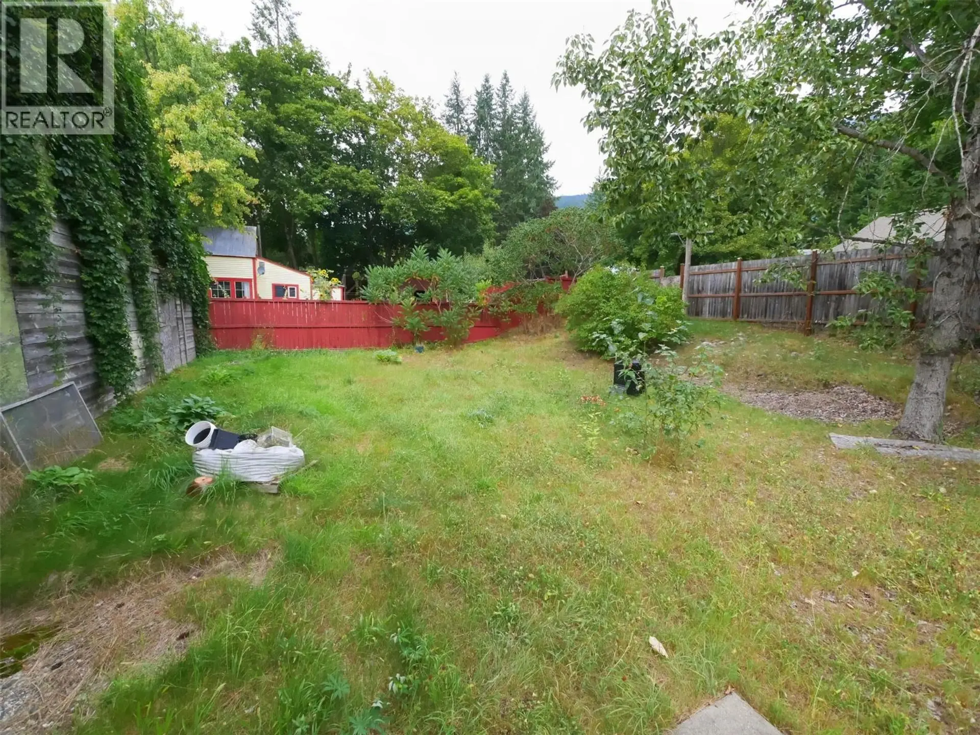 Property at 306 & 310 LAKE AVENUE, Silverton, BC
