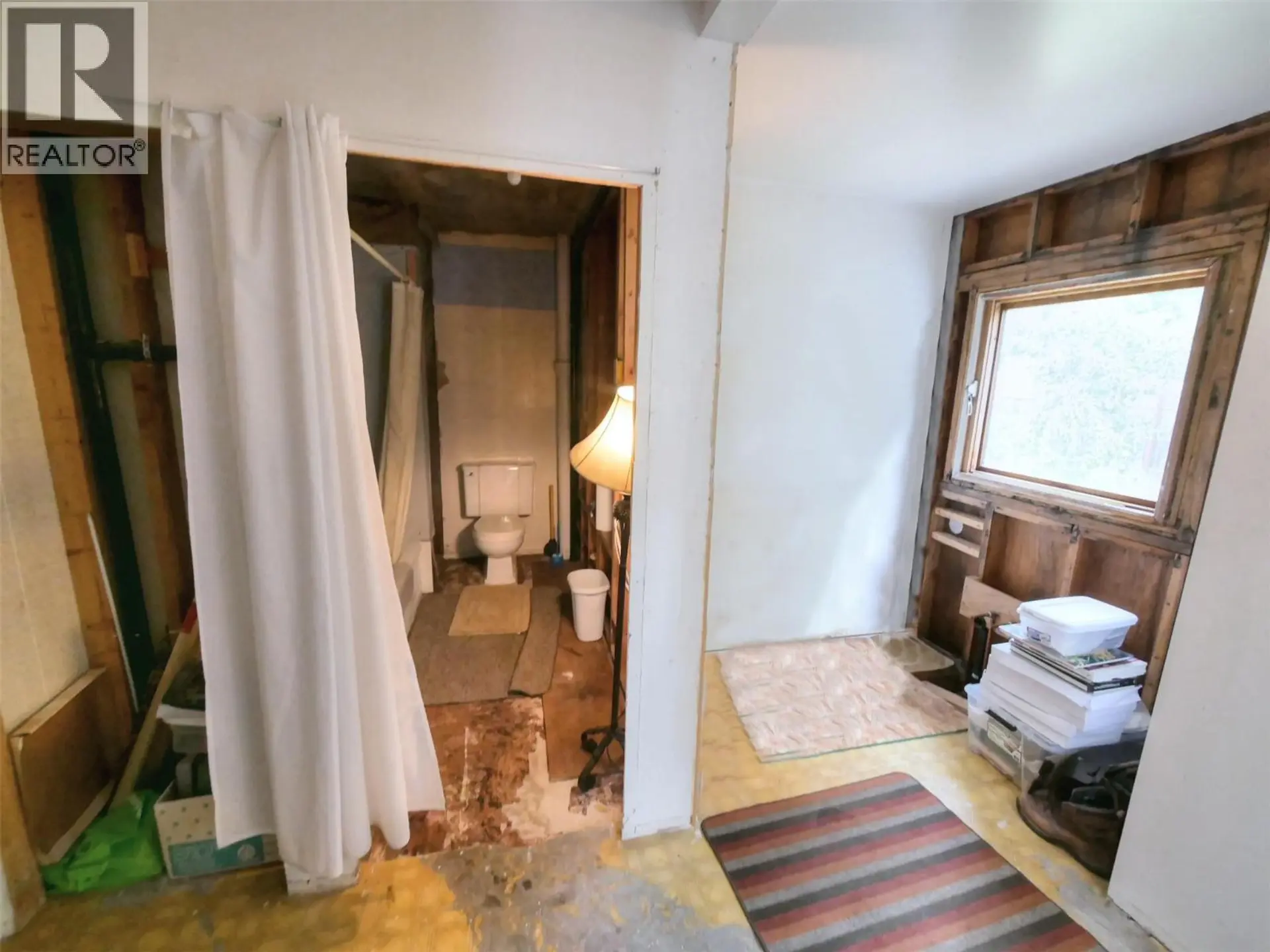 Property at 306 & 310 LAKE AVENUE, Silverton, BC