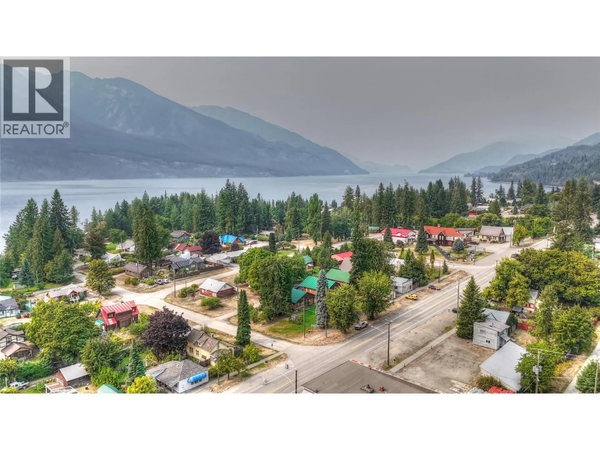 Property at 306 & 310 LAKE AVENUE, Silverton, BC