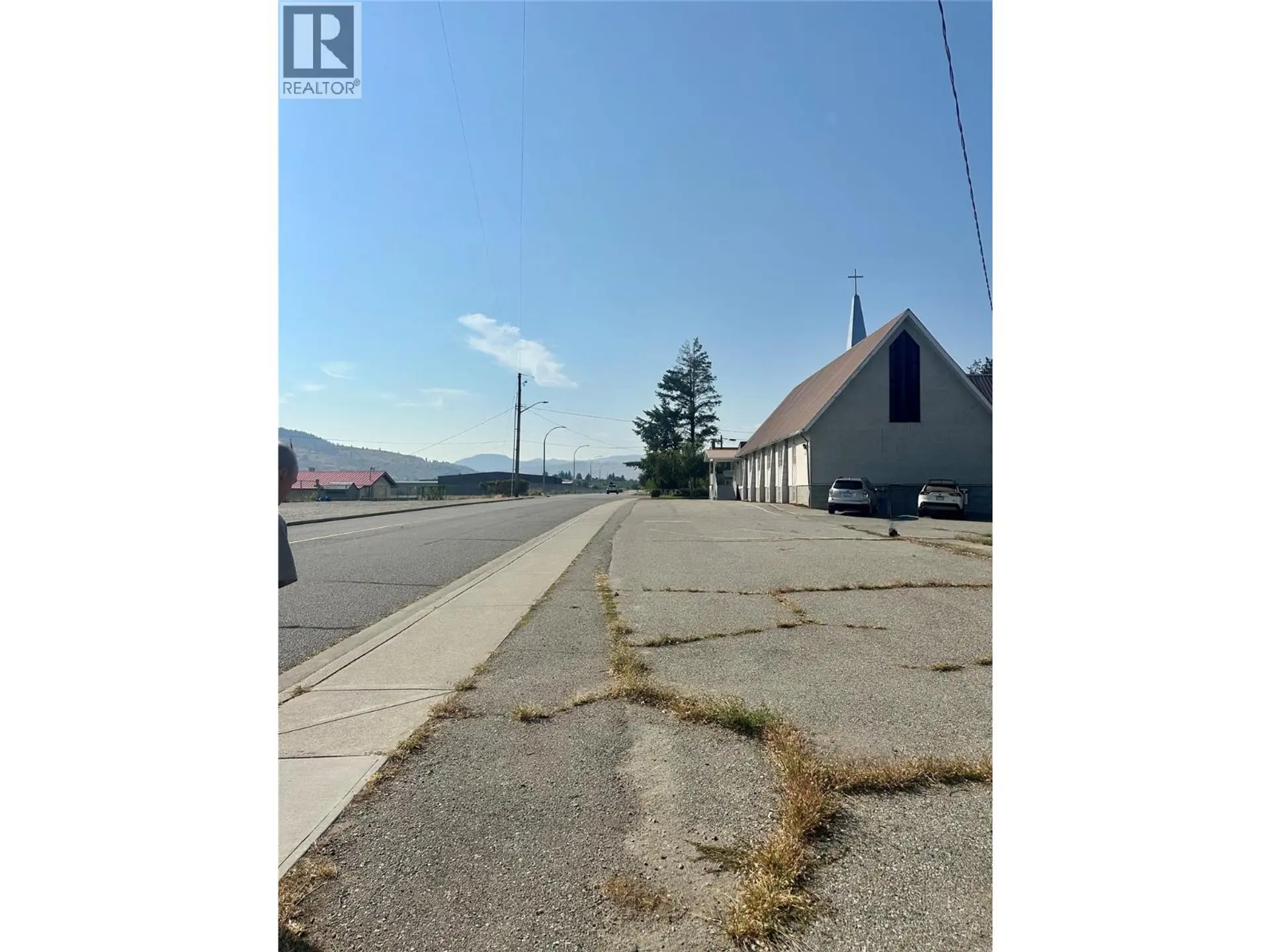 Property at 5812 AIRPORT STREET, Oliver, BC