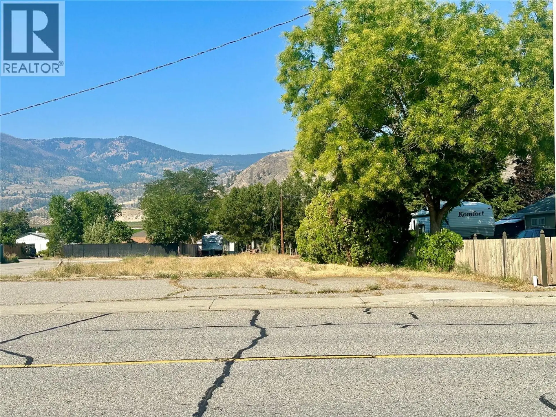 Property at 5812 AIRPORT STREET, Oliver, BC