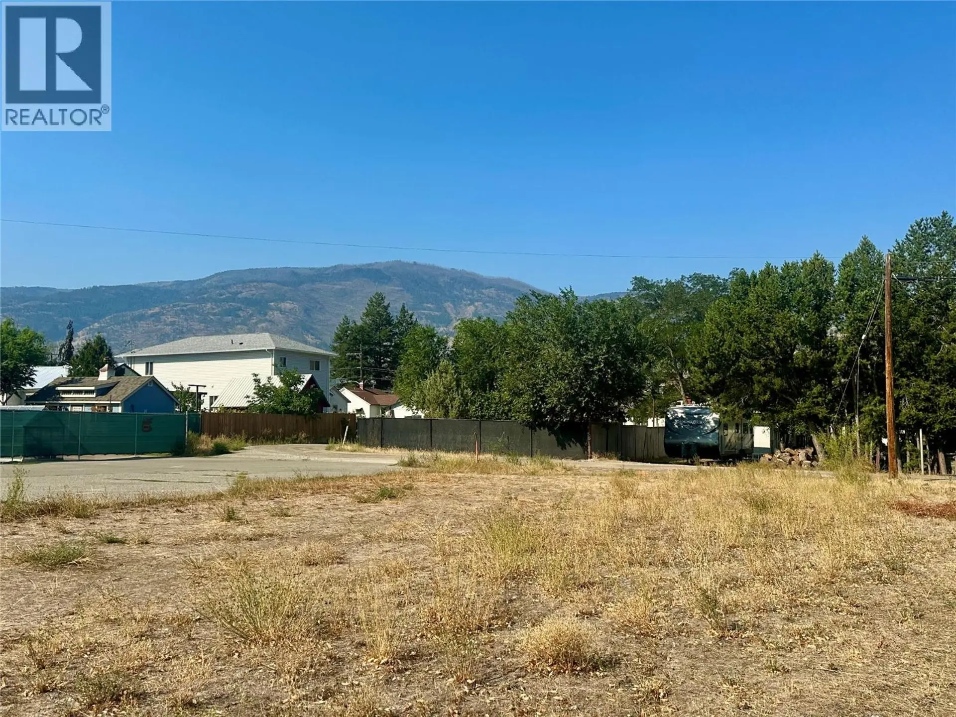 Property at 5812 AIRPORT STREET, Oliver, BC