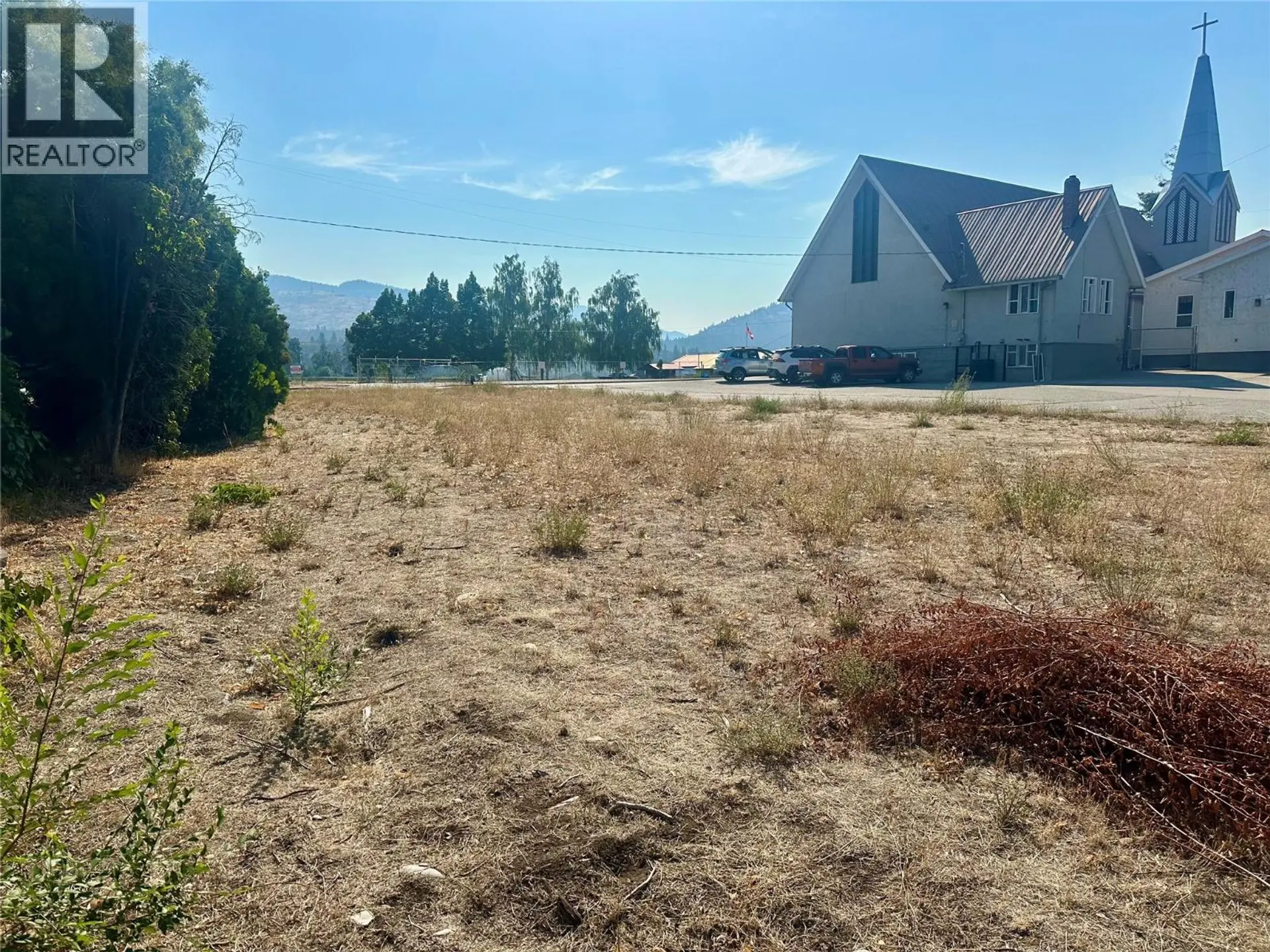 Property at 5812 AIRPORT STREET, Oliver, BC