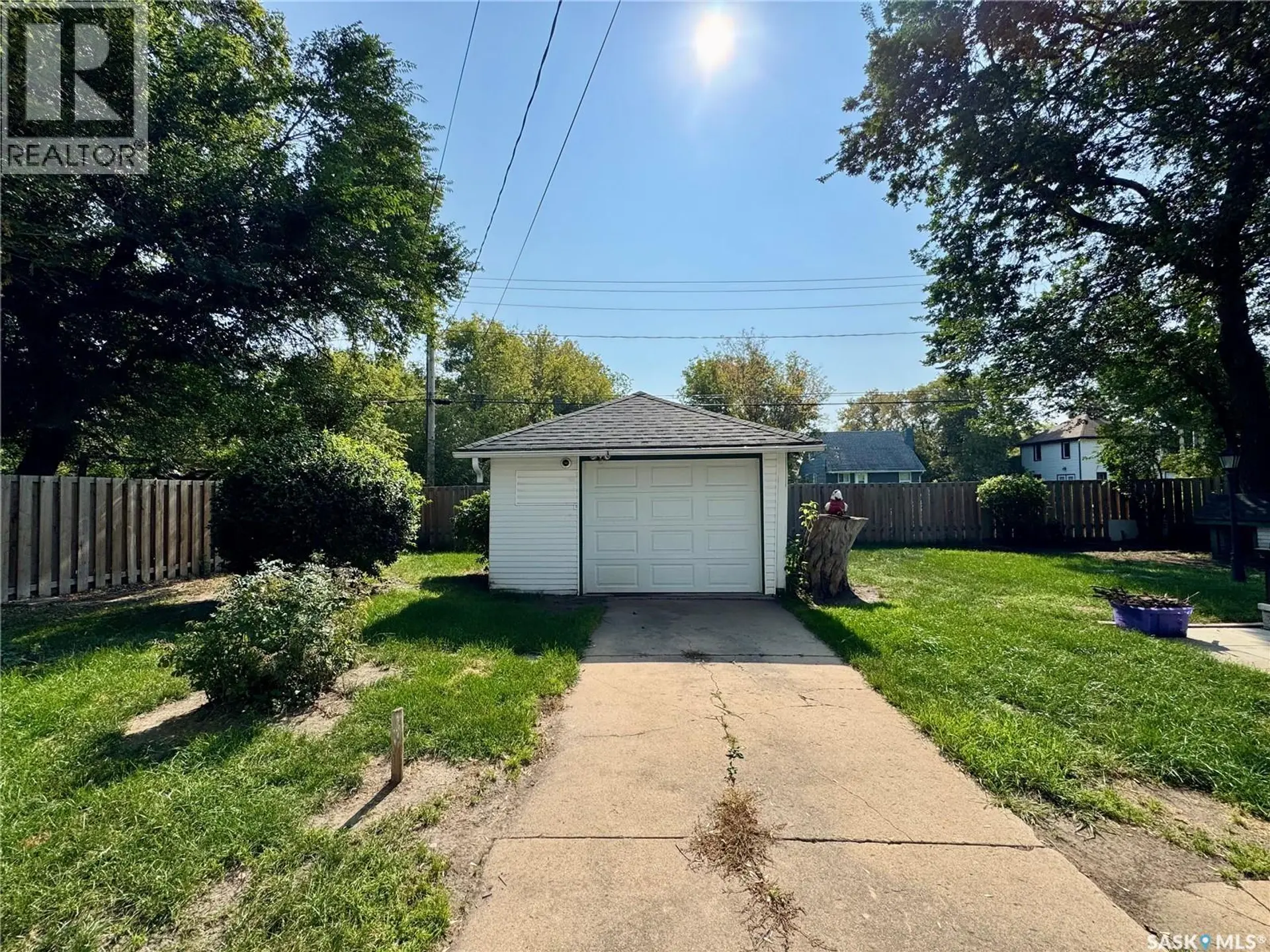 119 22ND STREET E - Image 17