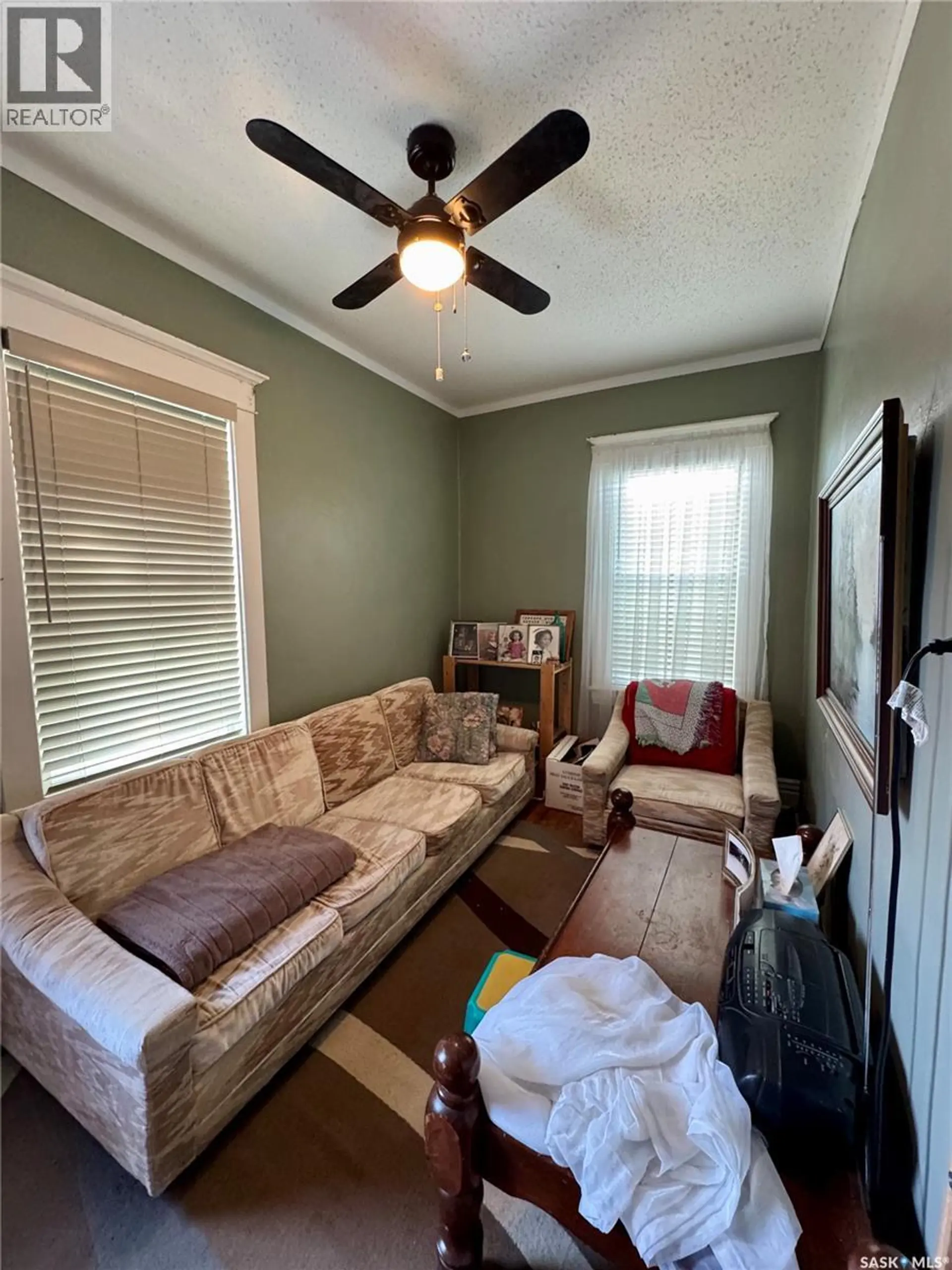 119 22ND STREET E - Image 11