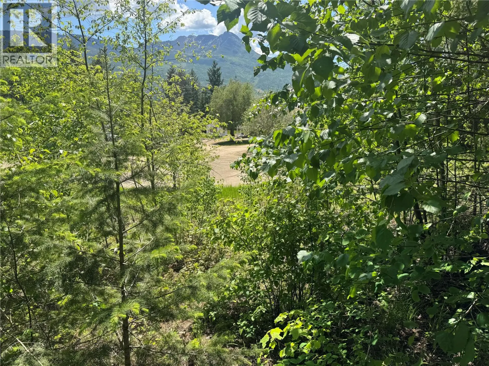 Property at 4981 5 AVENUE SW, Salmon Arm, BC