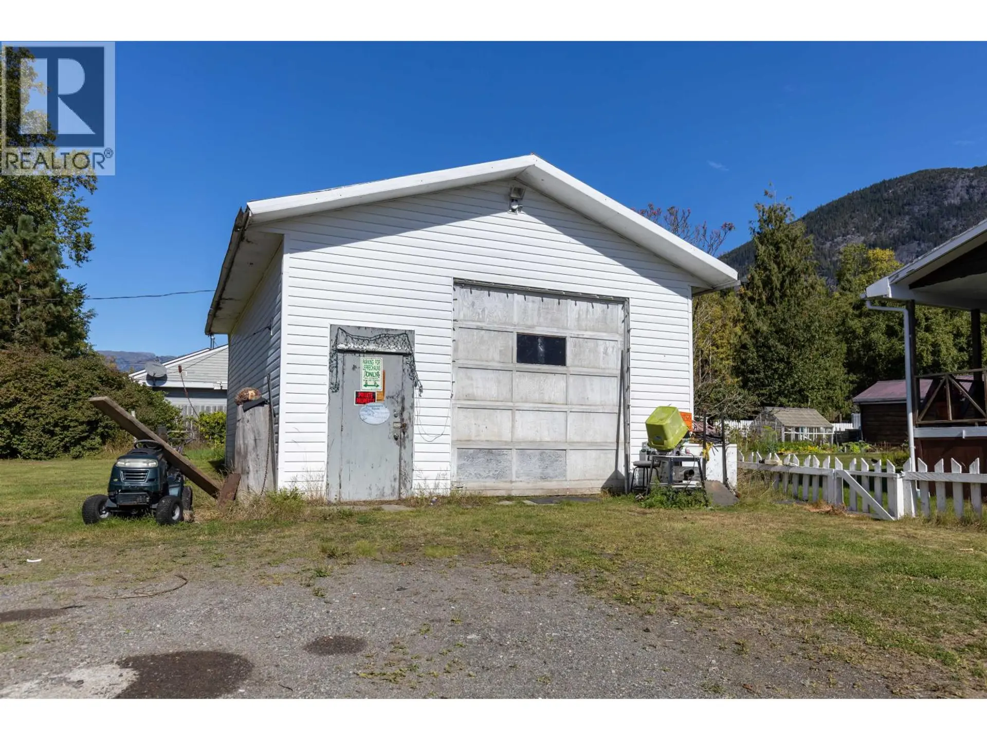 Property at 3566 NEWELL AVENUE, Terrace, BC