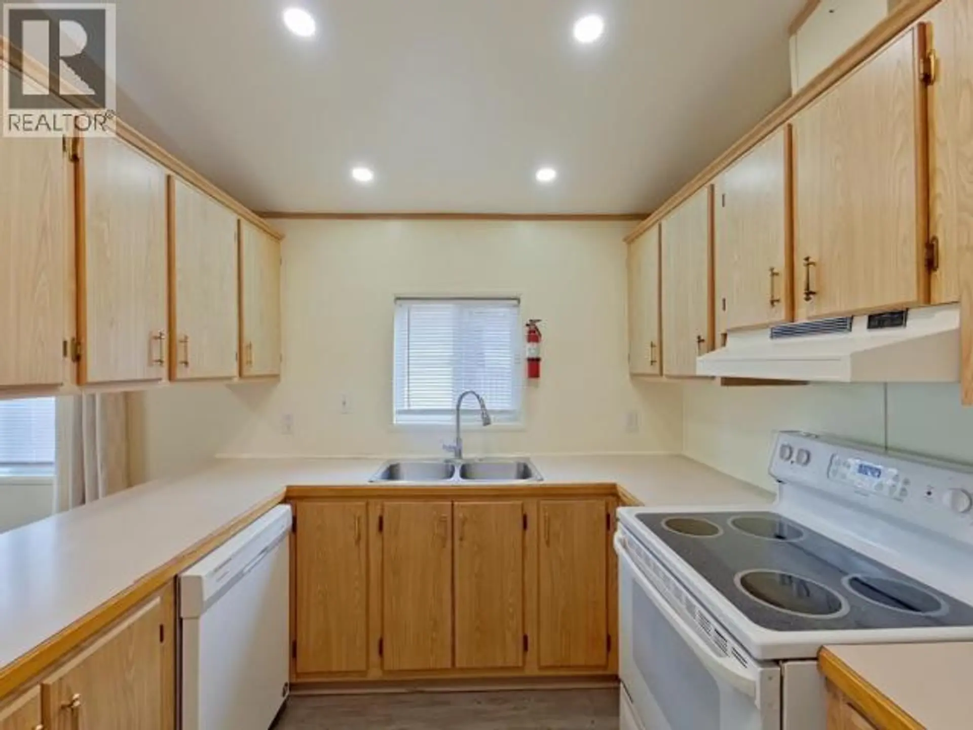 Property at 45-6271 MCANDREW AVE, Powell River, BC