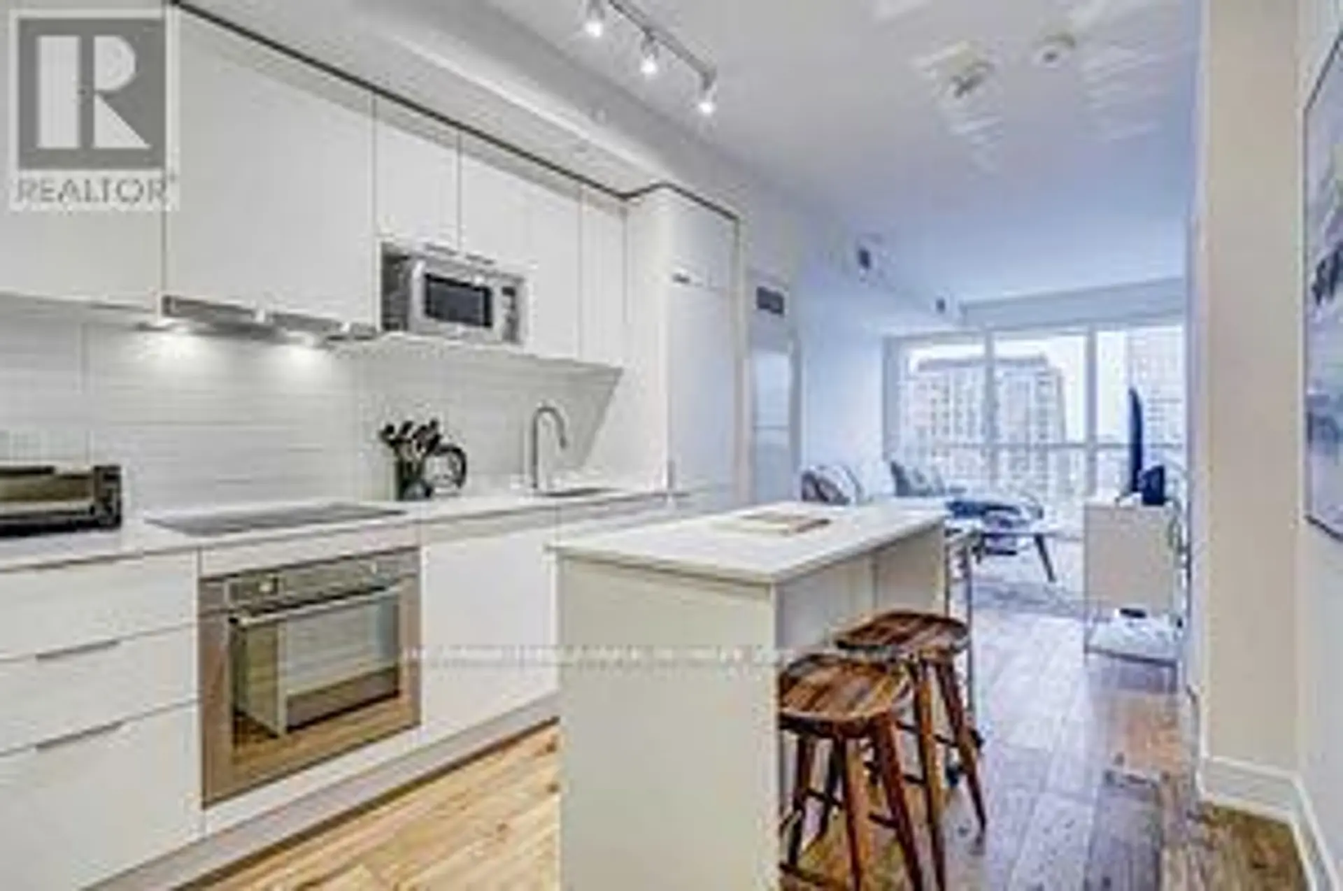 #1903 88 CUMBERLAND STREET - Image 2
