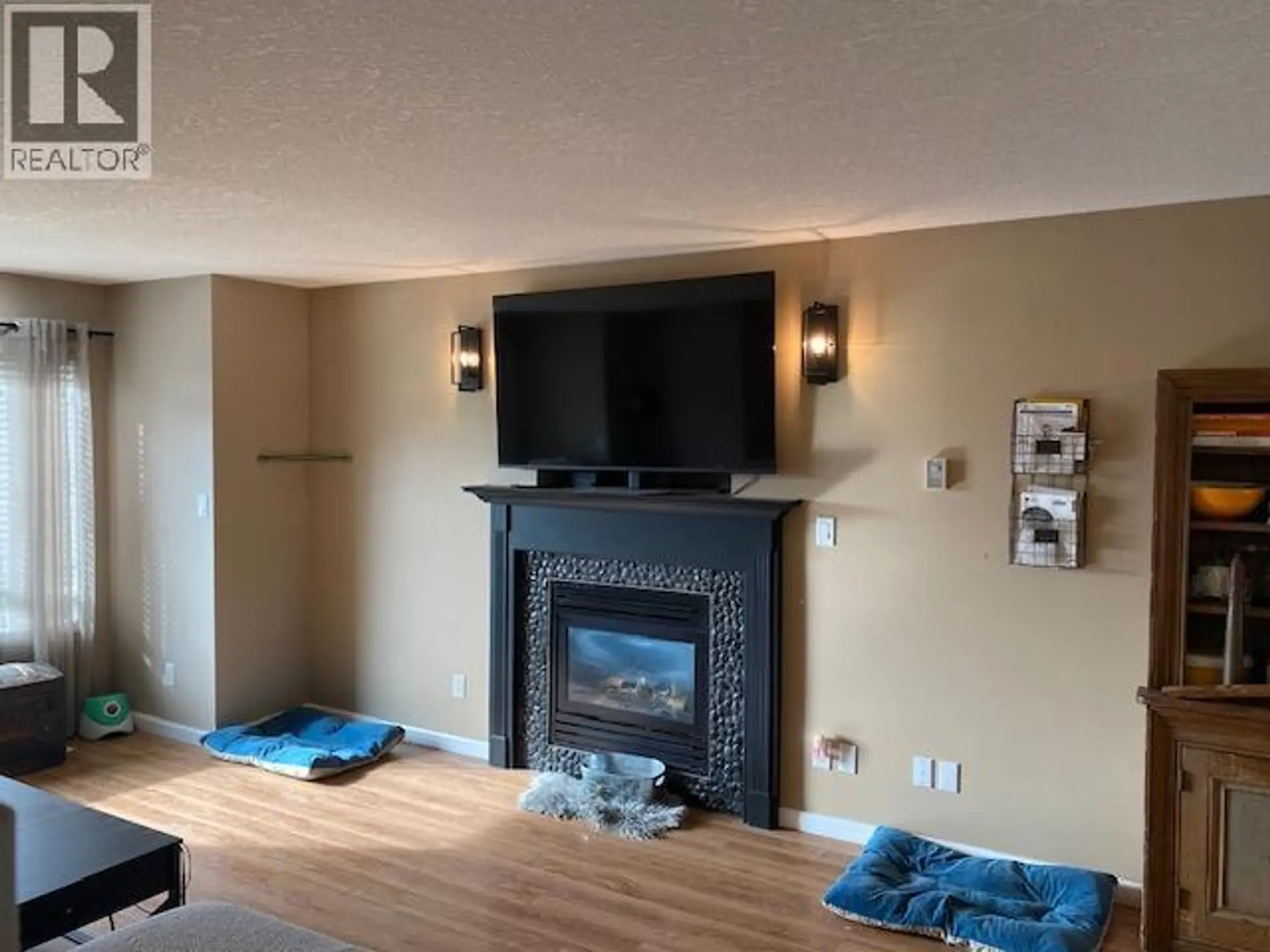 Property at 5404 HILLSIDE AVENUE, Chetwynd, BC